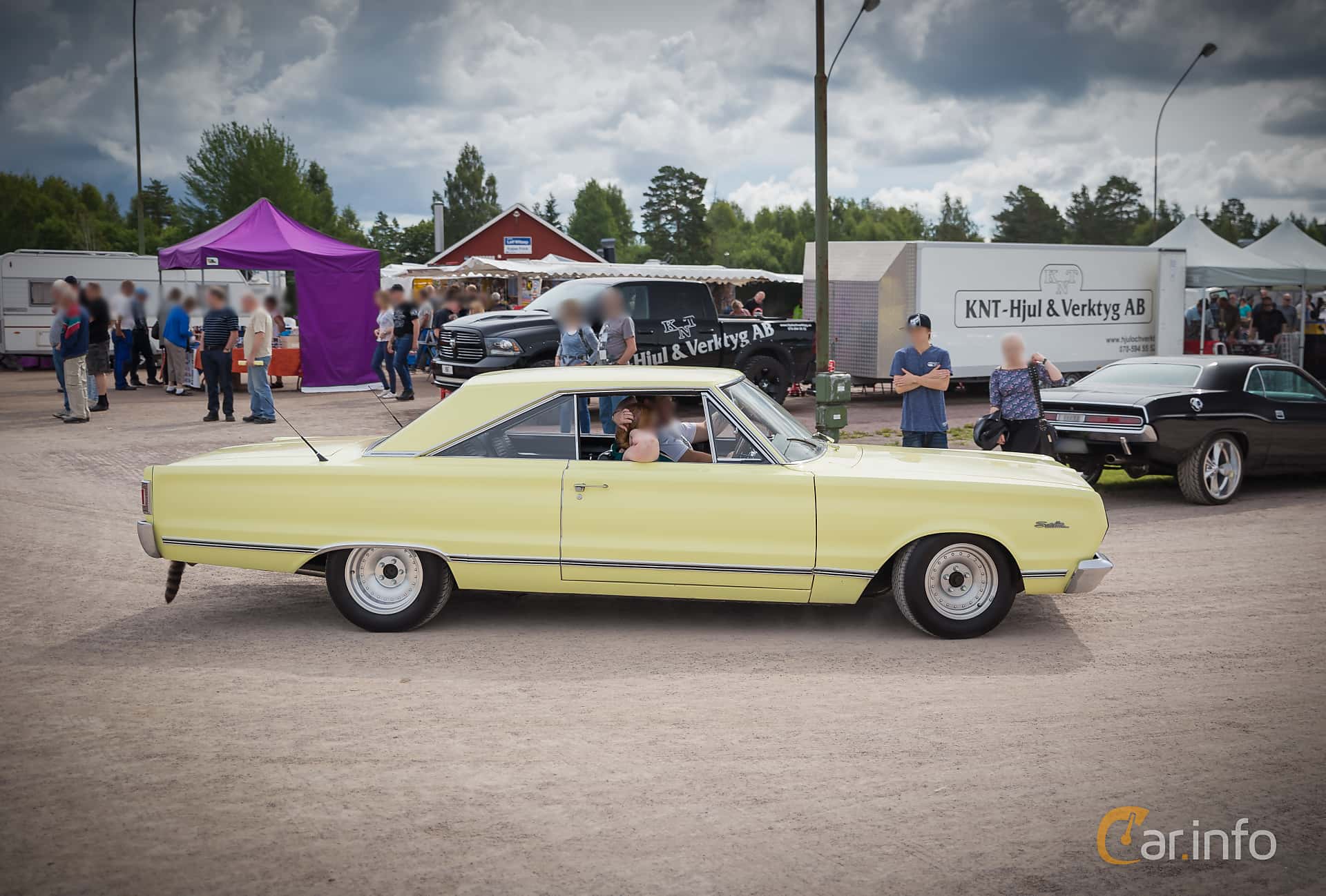 Plymouth Satellite Hardtop 2nd Generation 5.2 V8 Manual, 3-speed