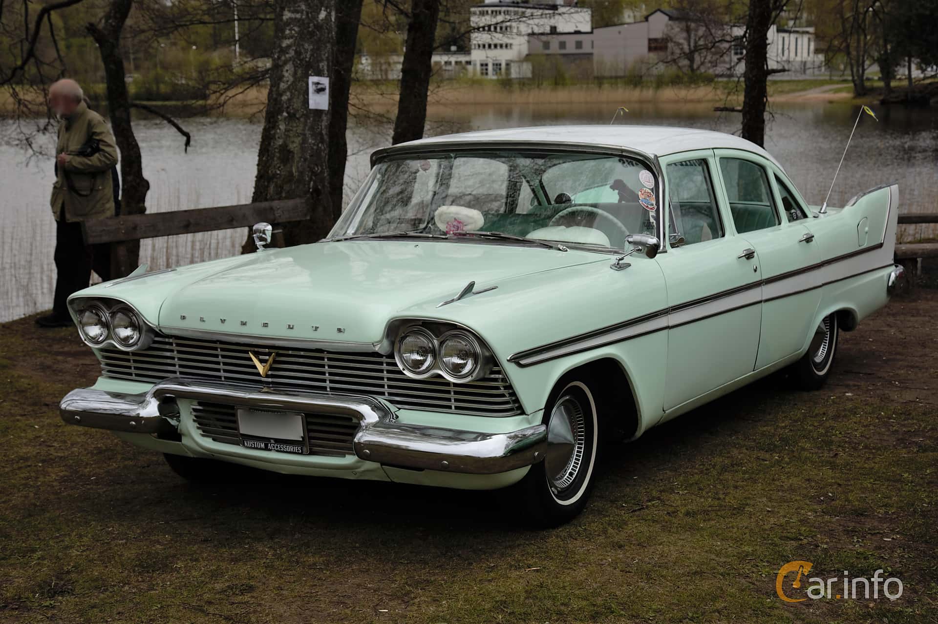 Plymouth Savoy 4-door Sedan 3.8 PowerFlite, 134hp, 1957