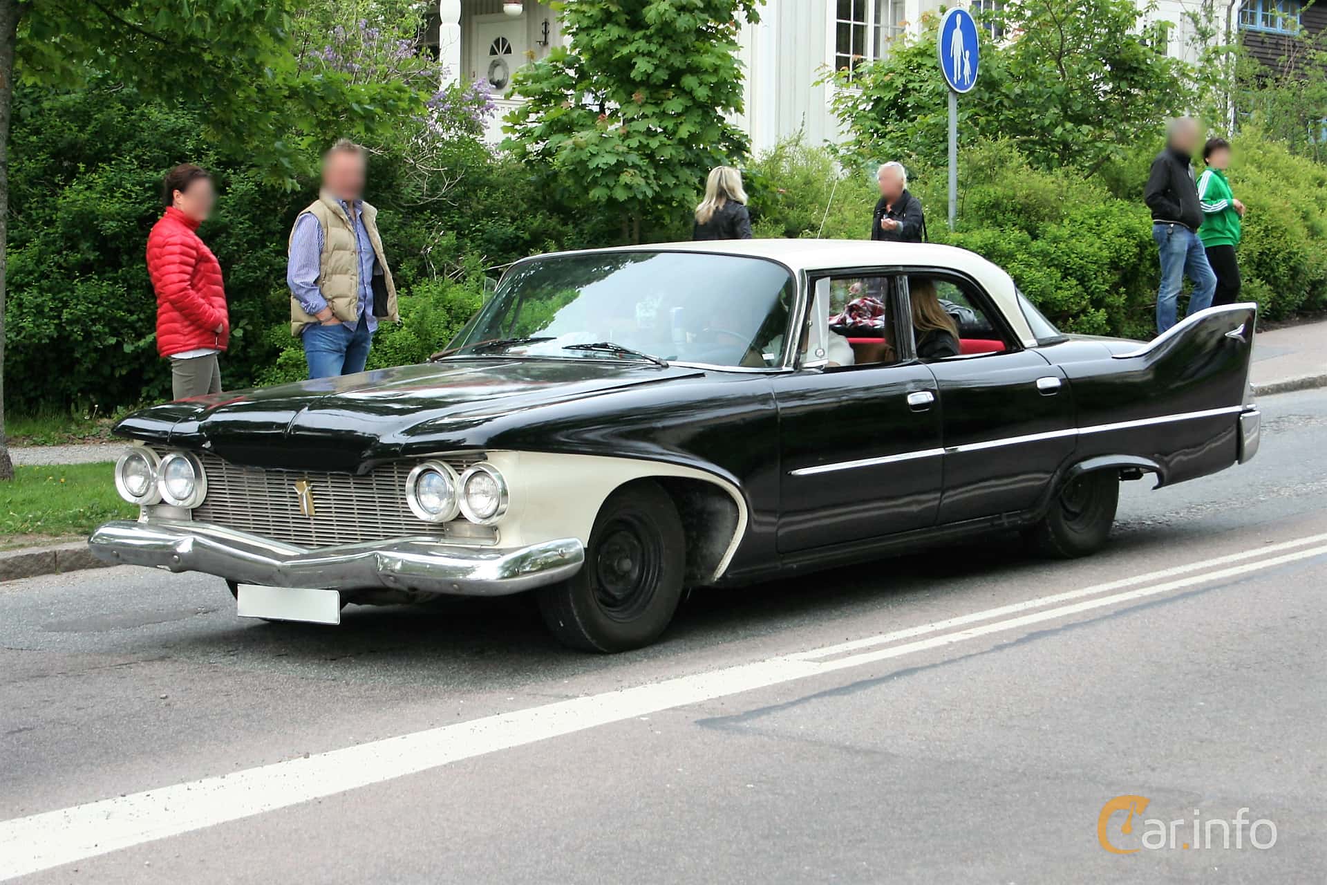Plymouth Savoy Sedan 5.2 V8 TorqueFlite, 233hp, 1960