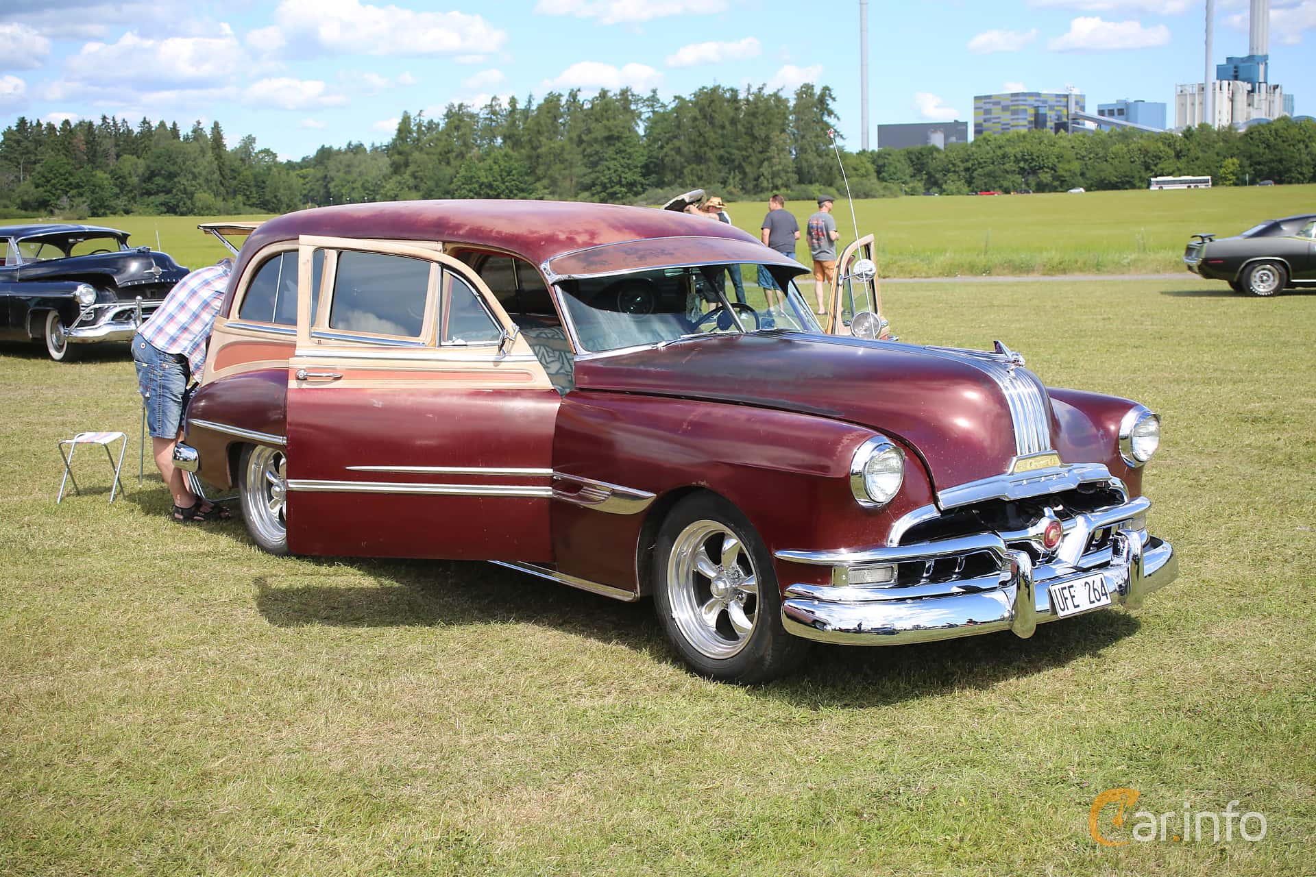 Pontiac Chieftain Station Wagon 4.4 Manual, 124hp, 1954