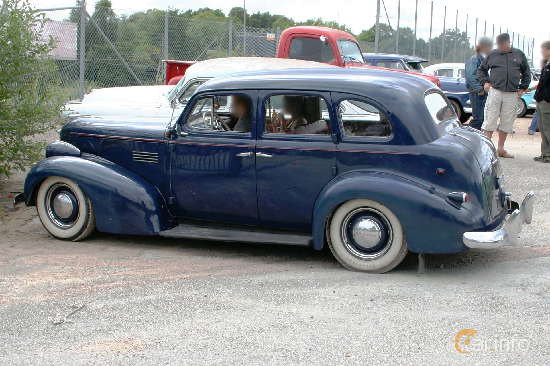 Pontiac Deluxe Six 4-door Touring Sedan 3.7 Manual, 86hp, 1939