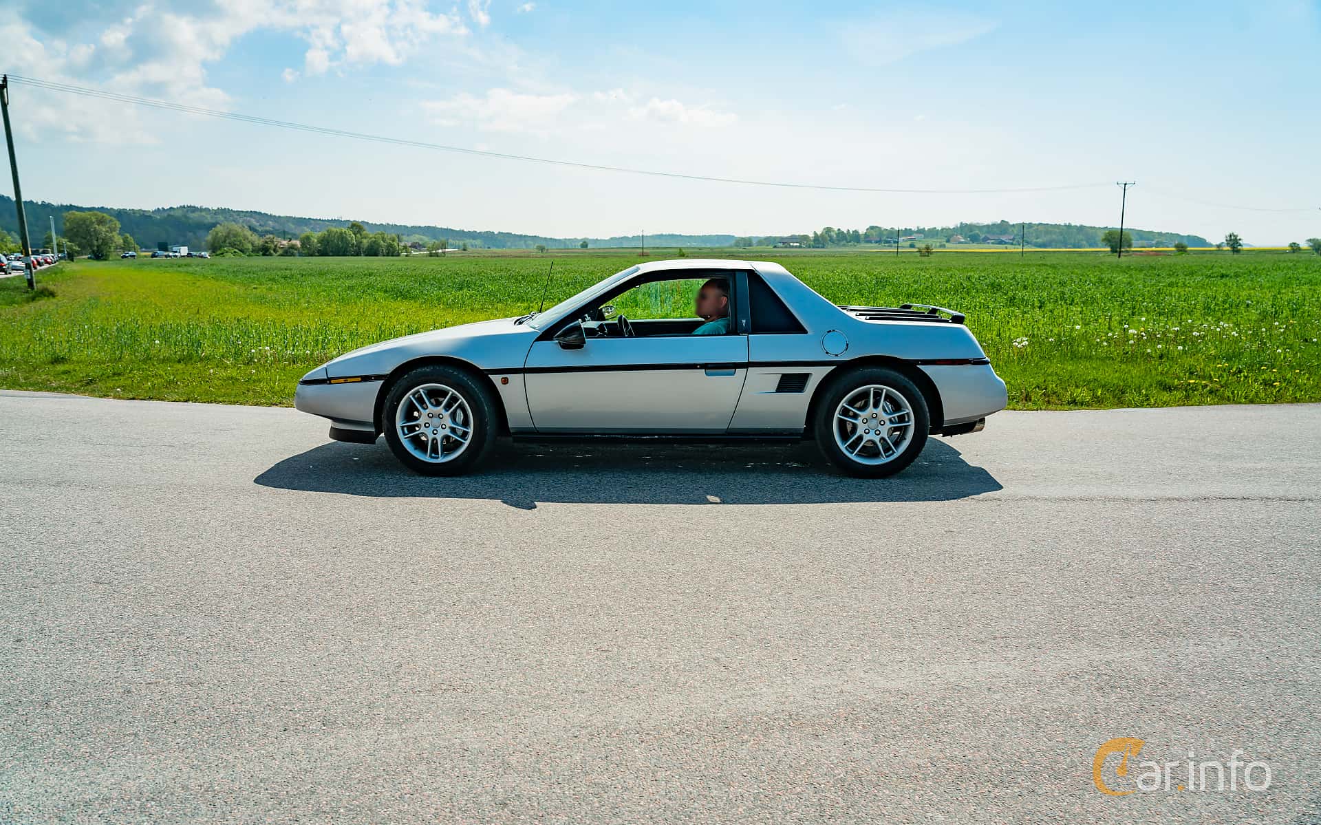 Pontiac Fiero 2.5 99hp, 1988