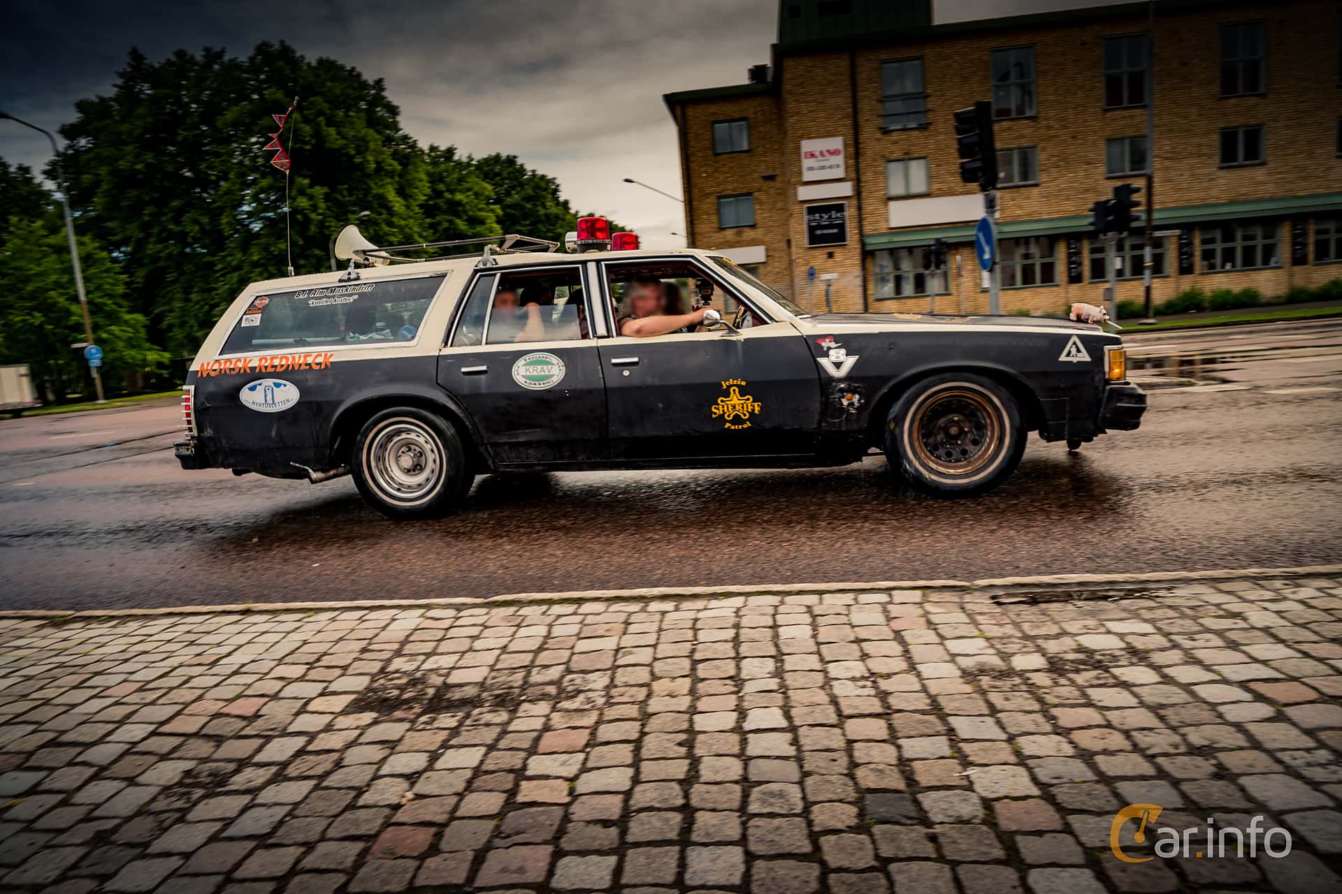 Pontiac Grand Safari 6.6 V8 Hydra-Matic, 188hp, 1974