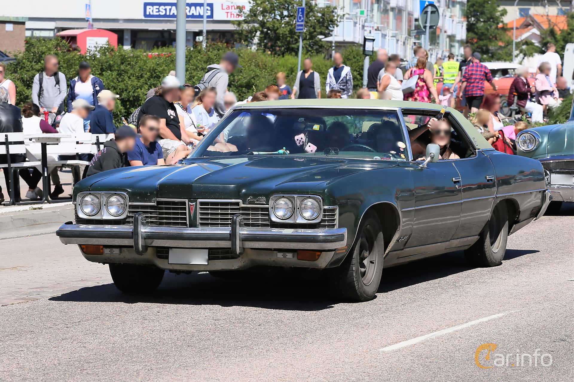 Pontiac Grand Ville 4-door Hardtop 7.5 V8 Hydra-Matic, 203hp, 1975