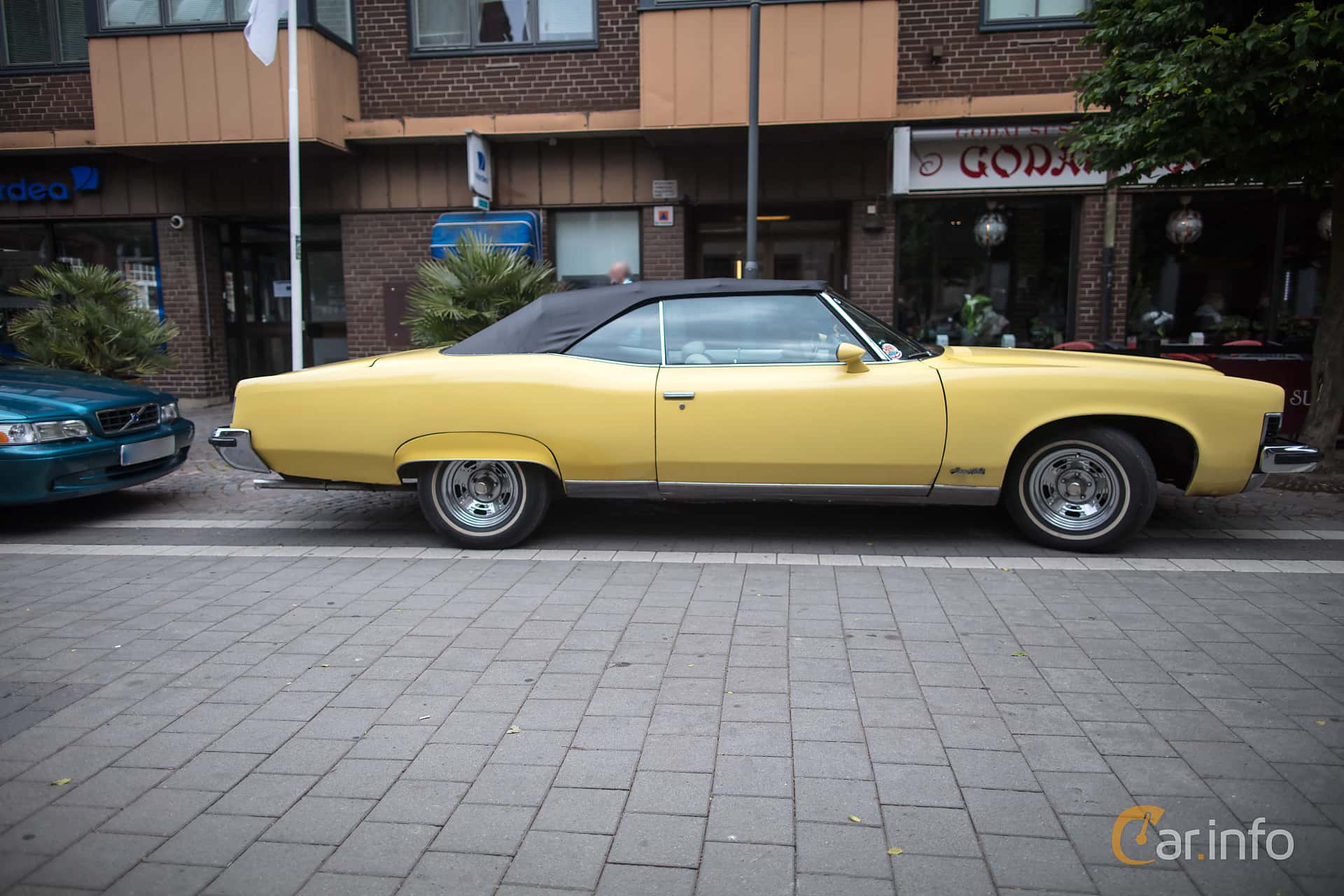 Pontiac Grand Ville 7.5 V8 1st Generation