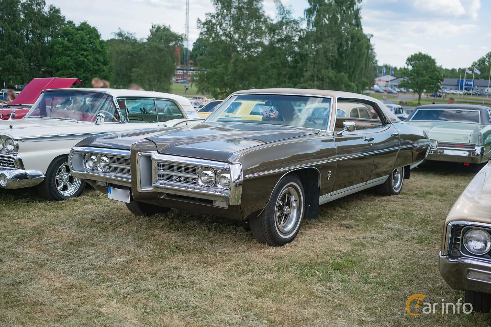 Pontiac Grande Parisienne Sport Sedan 5.7 V8 304hp, 1969