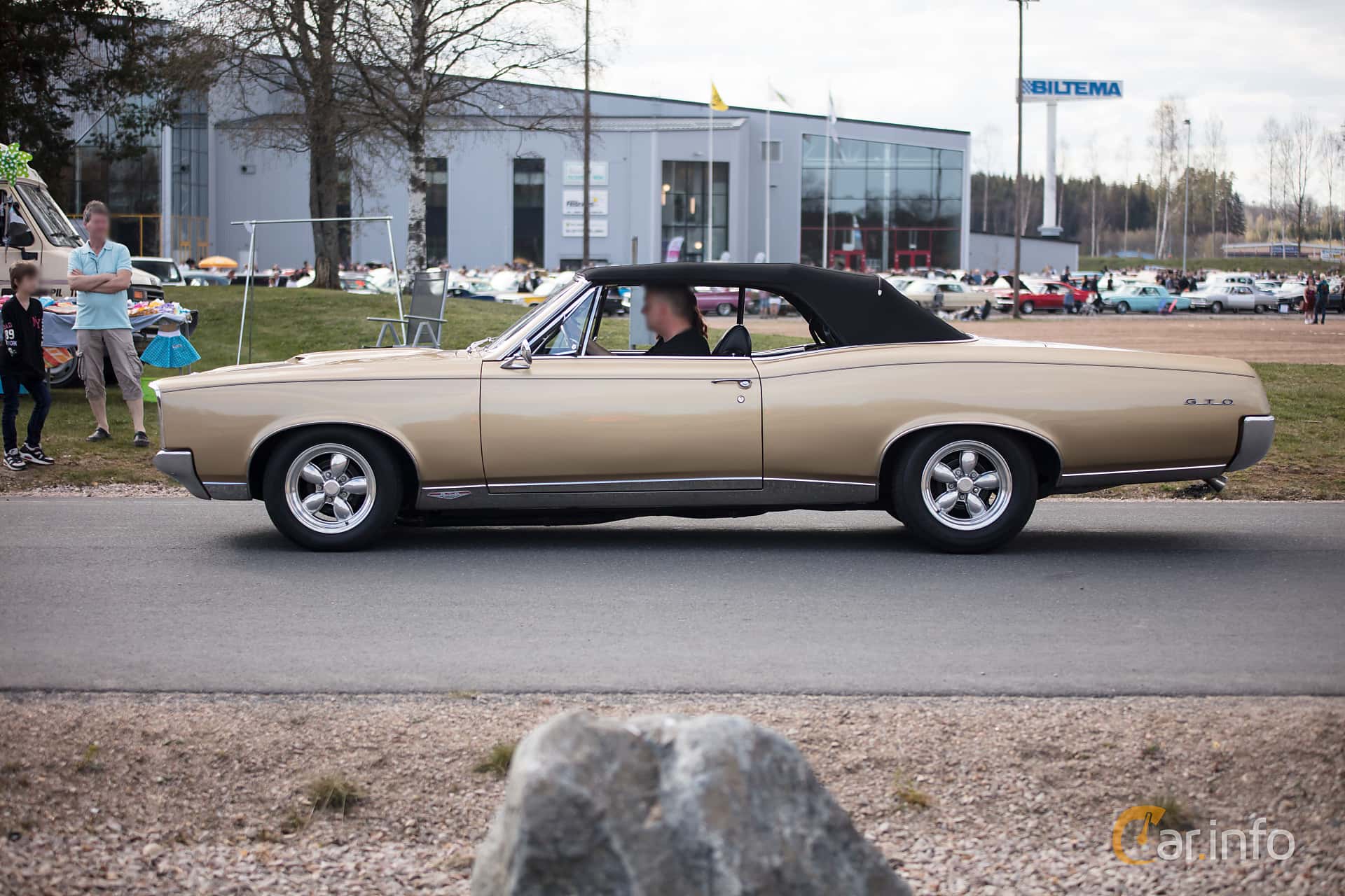 Pontiac GTO 6.6 V8 1st Generation