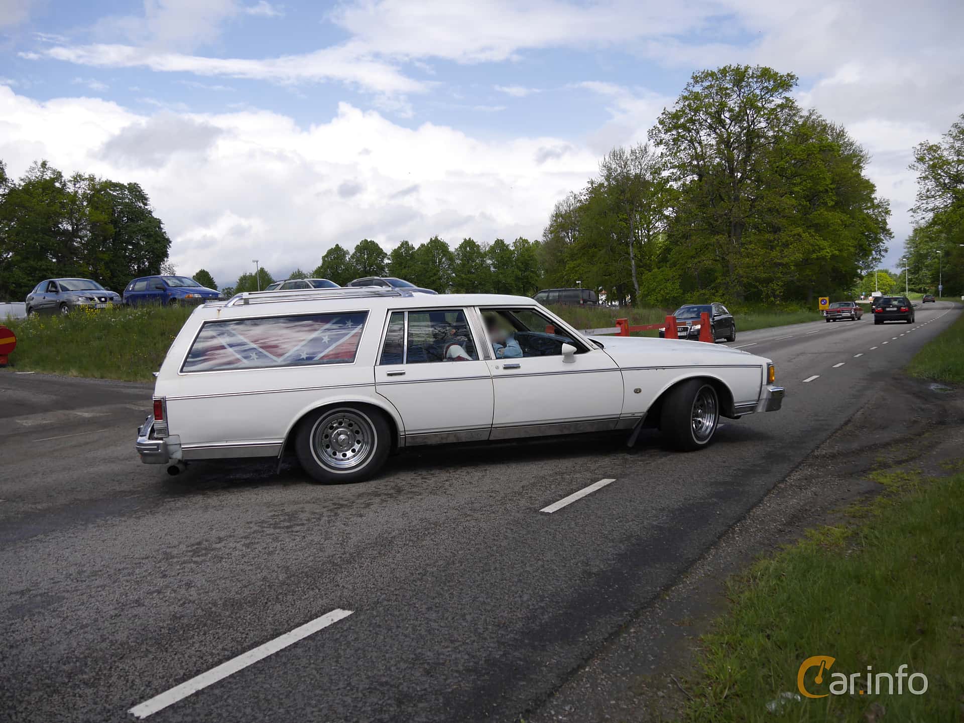 Pontiac Parisienne Wagon 5.0 V8 Automatic, 167hp, 1986