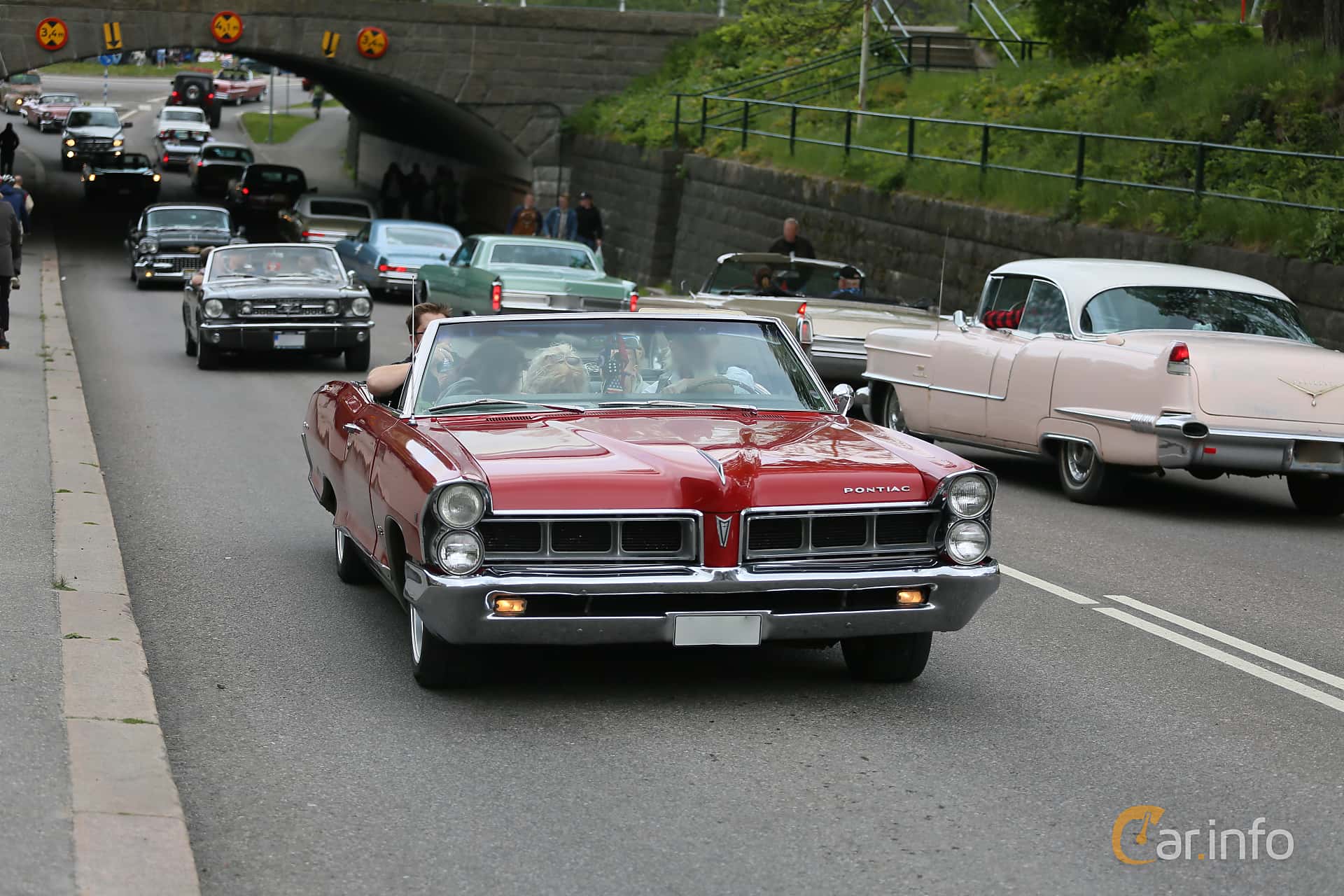 Pontiac Parisienne 5.4 V8 3rd Generation, Powerglide, 2-speed