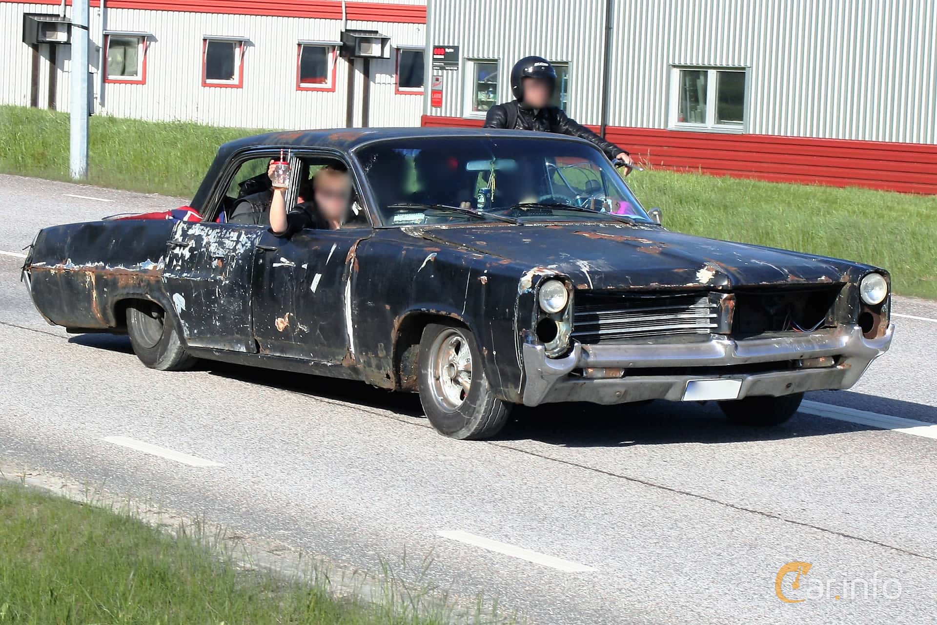 Pontiac Parisienne Sedan 3.8 Manual, 141hp, 1964