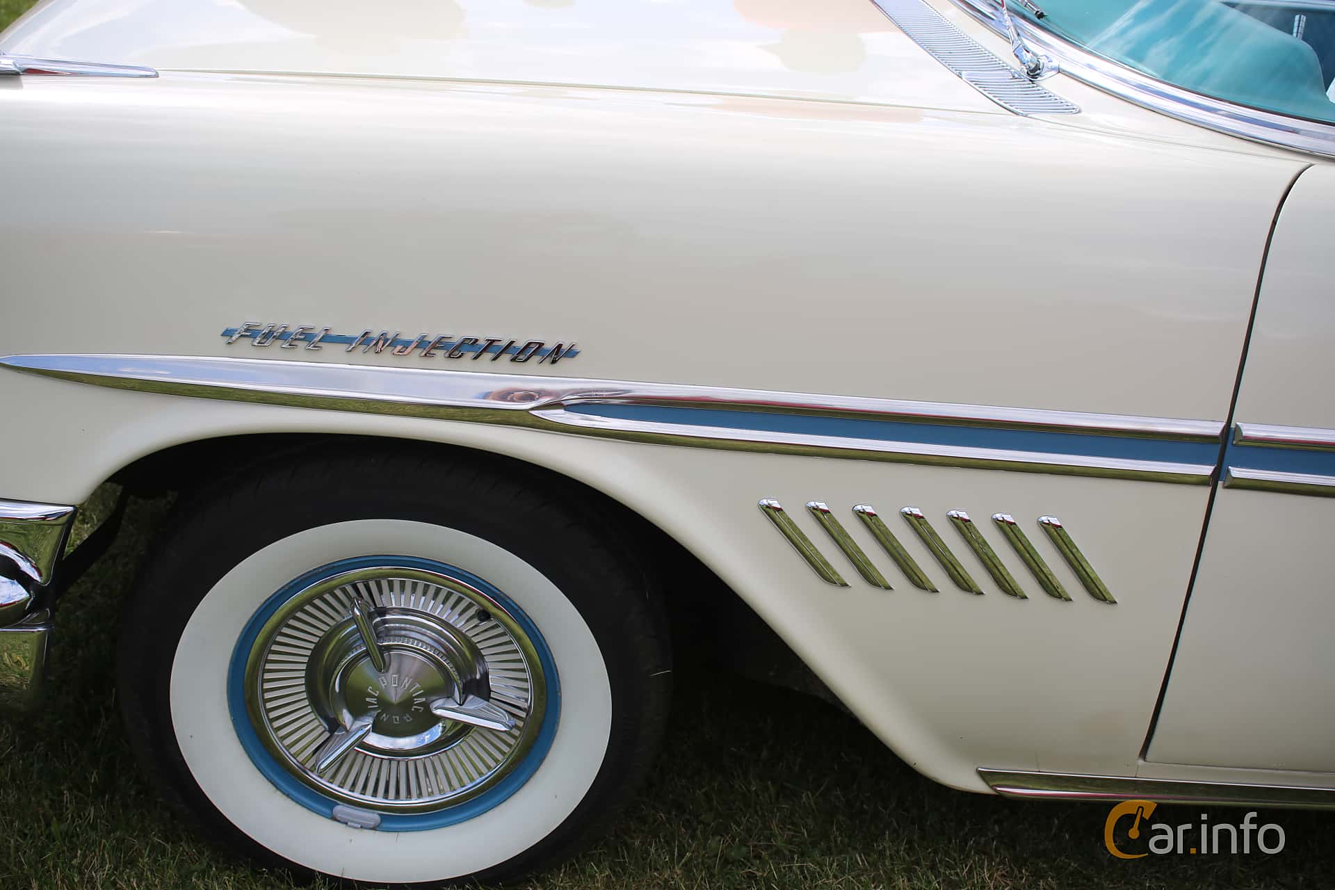 Pontiac Star Chief Convertible 5.7 V8 Hydra-Matic, 321hp, 1957