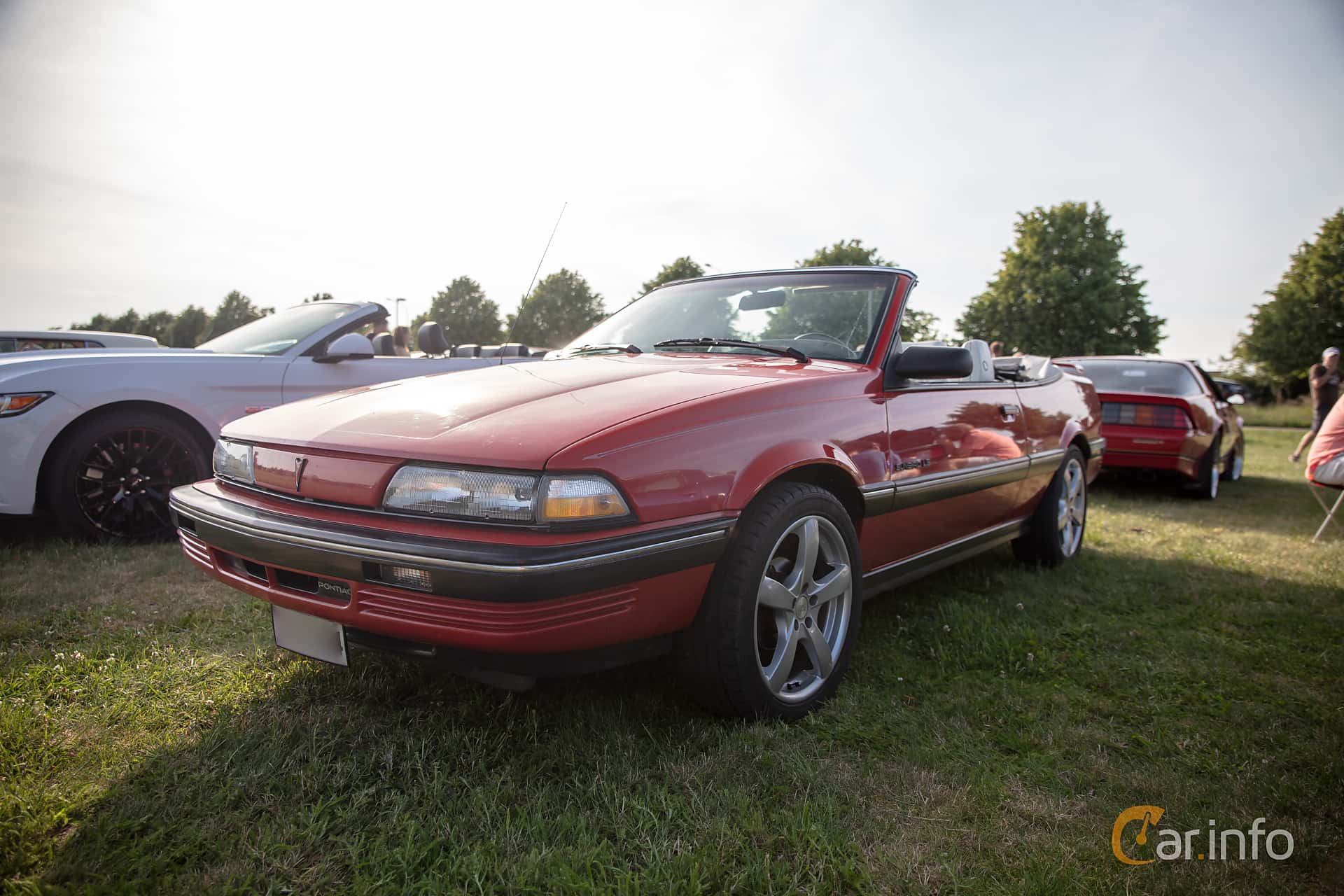 Pontiac Sunbird Convertible 2.0 98hp, 1991
