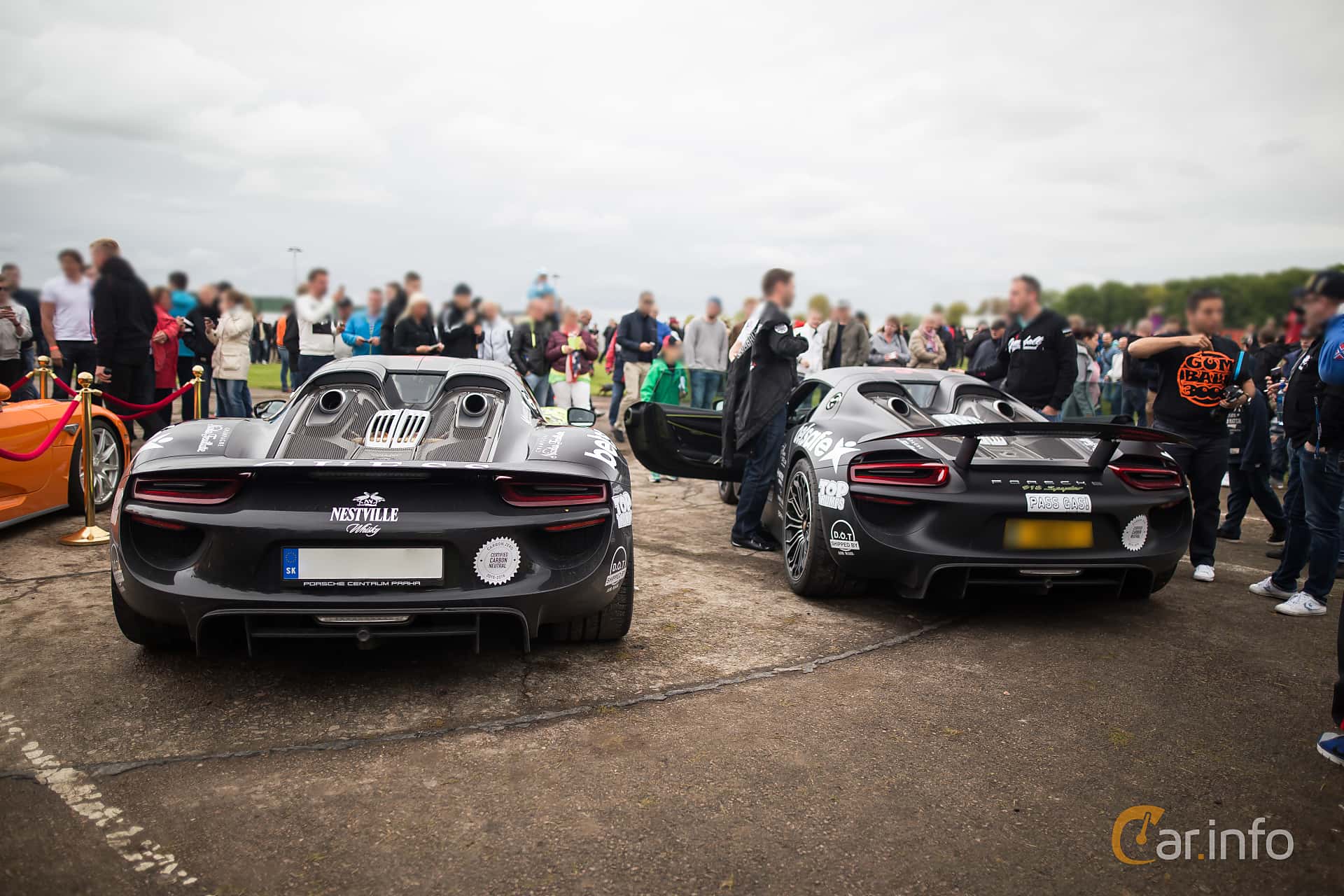 Porsche 918 Spyder 4.6 V8 + 6.8 kWh PDK, 887hp, 2015