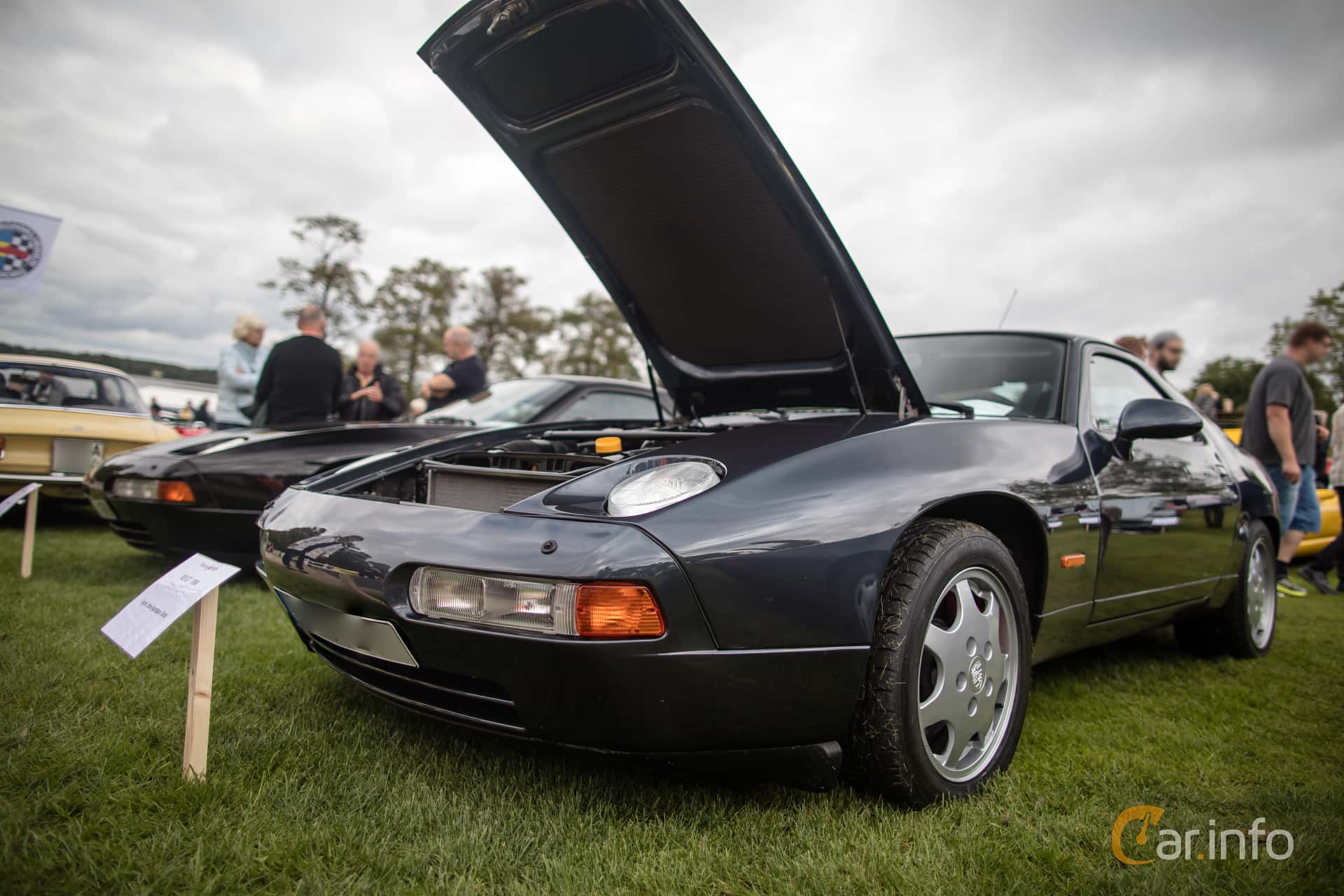 Porsche 928 GT  Manual, 330hp, 1990