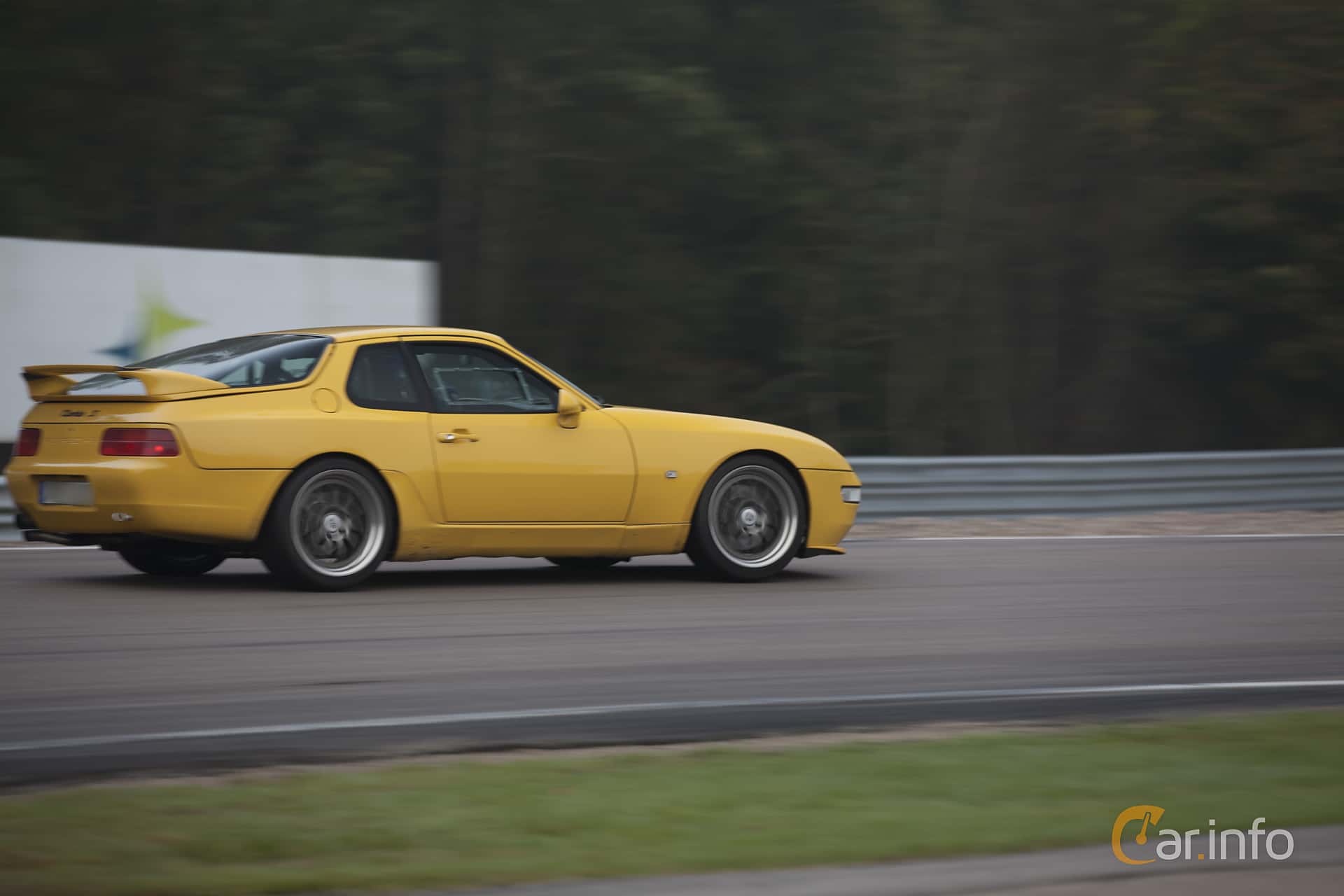 Porsche 968  240hp, 1993
