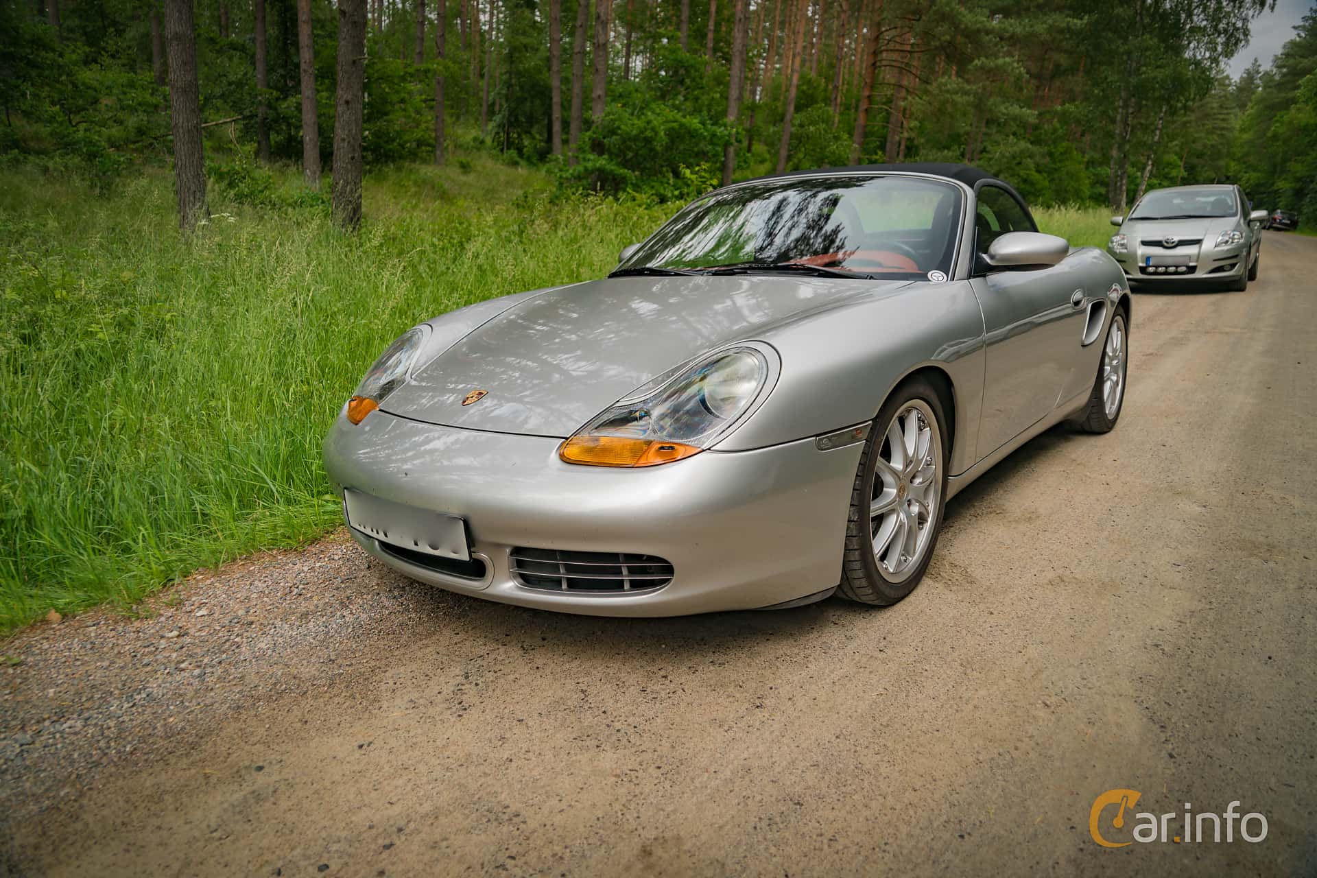 Porsche Boxster S  Manual, 253hp, 2000