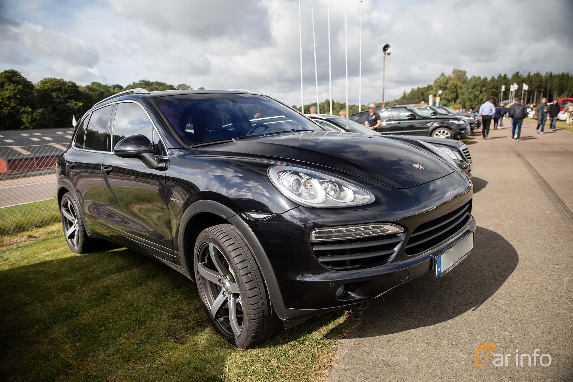 Porsche Cayenne S Hybrid  TipTronic S, 380hp, 2011