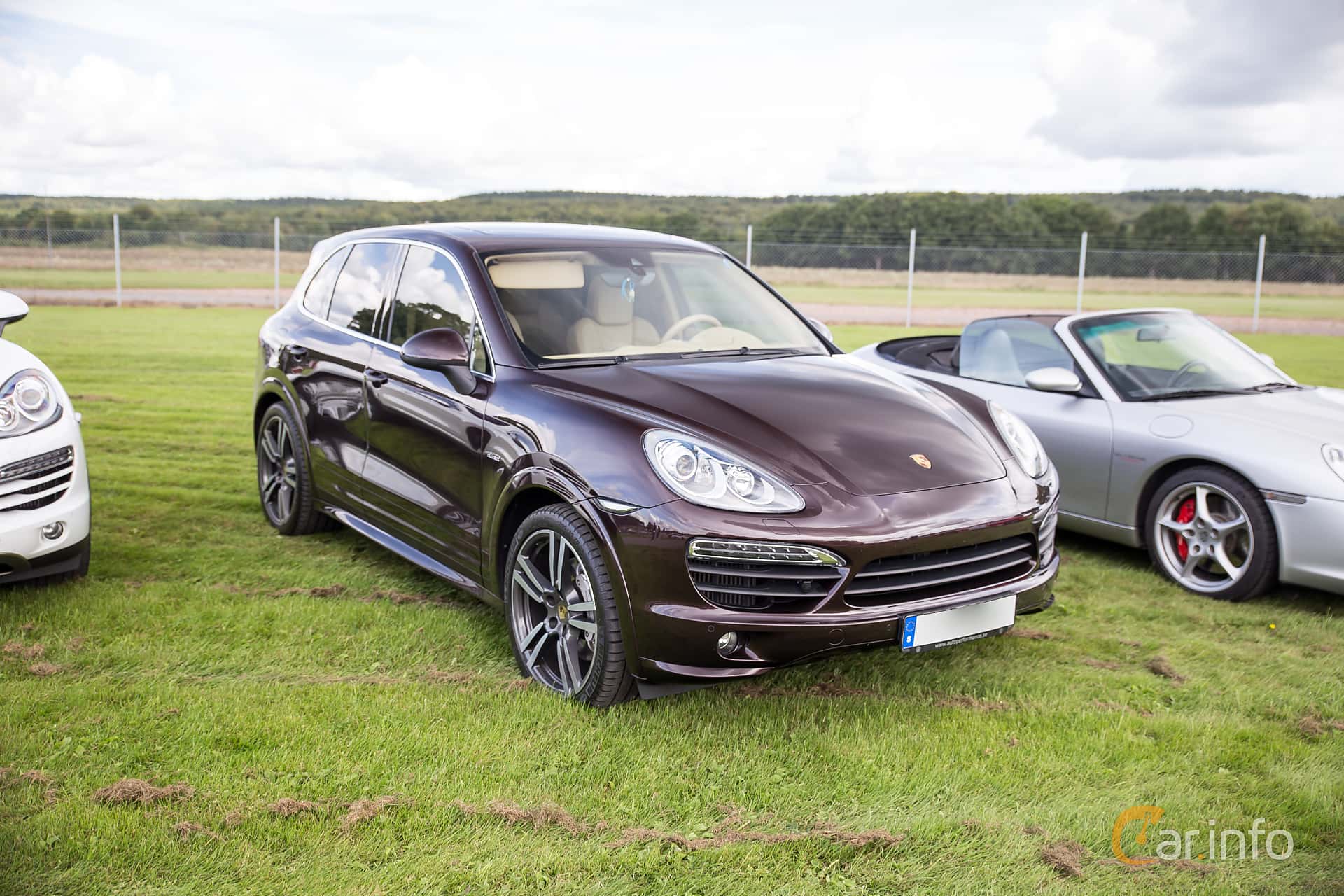 Porsche Cayenne S Diesel  TipTronic S, 382hp, 2014