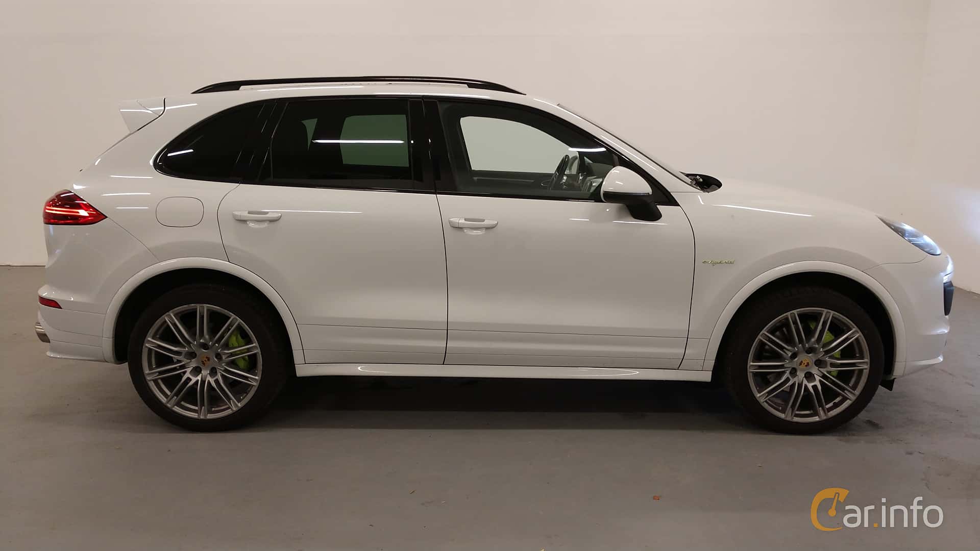 Porsche Cayenne S E-Hybrid  TipTronic S, 416hp, 2017