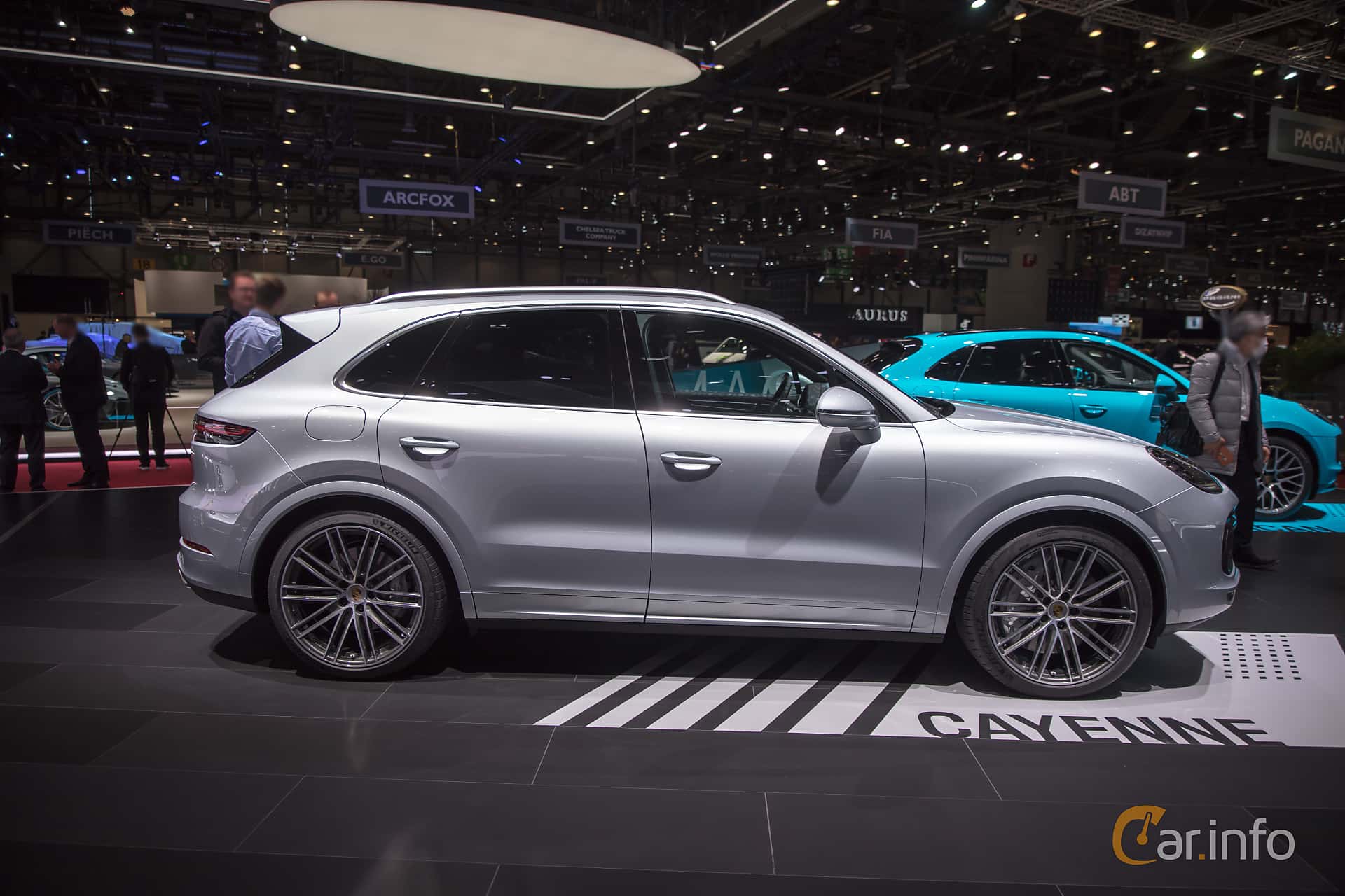 Porsche Cayenne Turbo  TipTronic S, 550hp, 2020