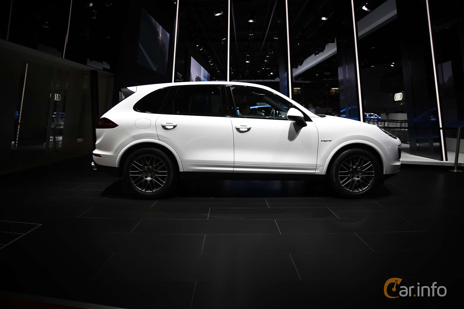 Porsche Cayenne S E-Hybrid  TipTronic S, 416hp, 2018