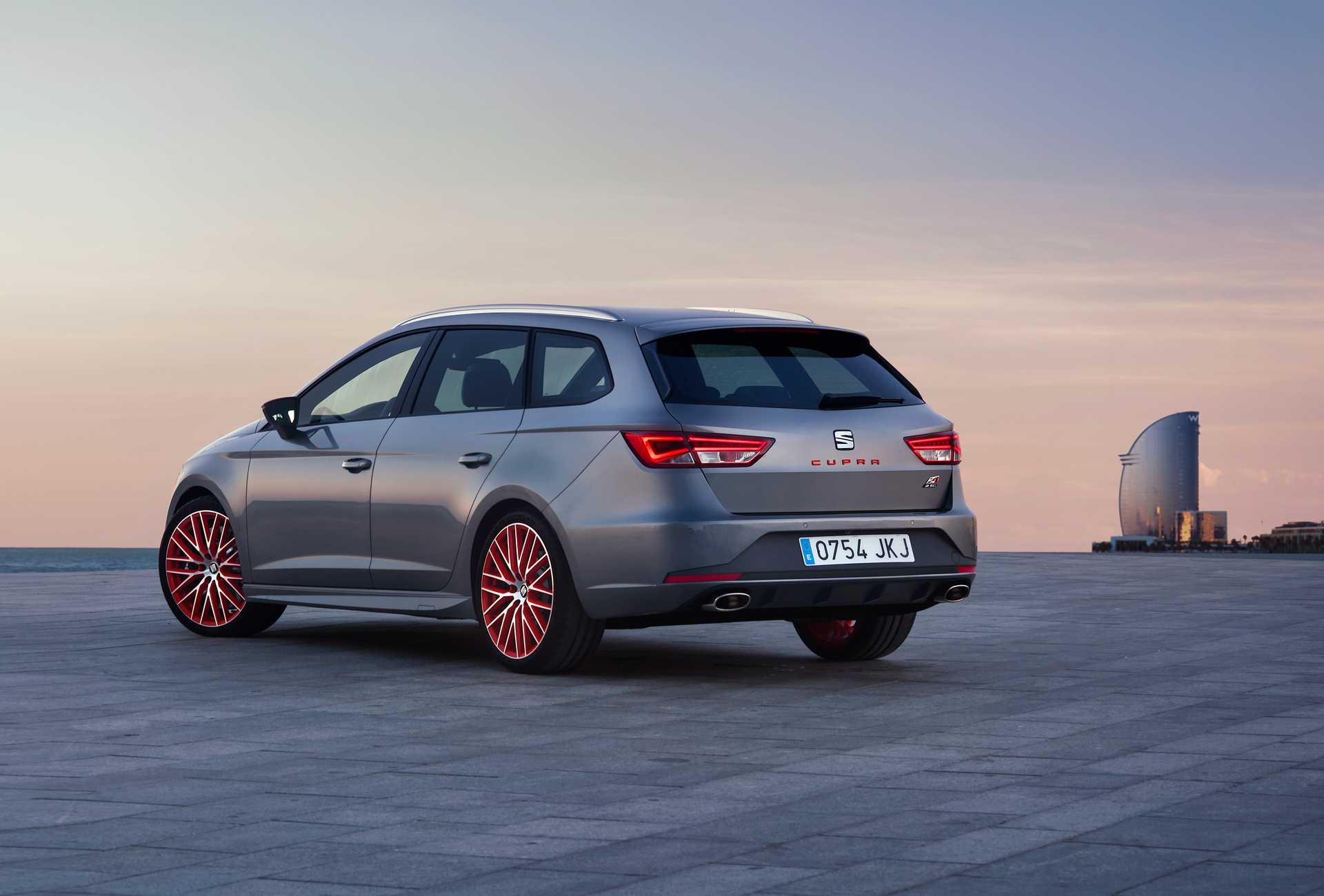 SEAT León Cupra ST 2.0 TSI DSG Sequential, 290hp, 2016