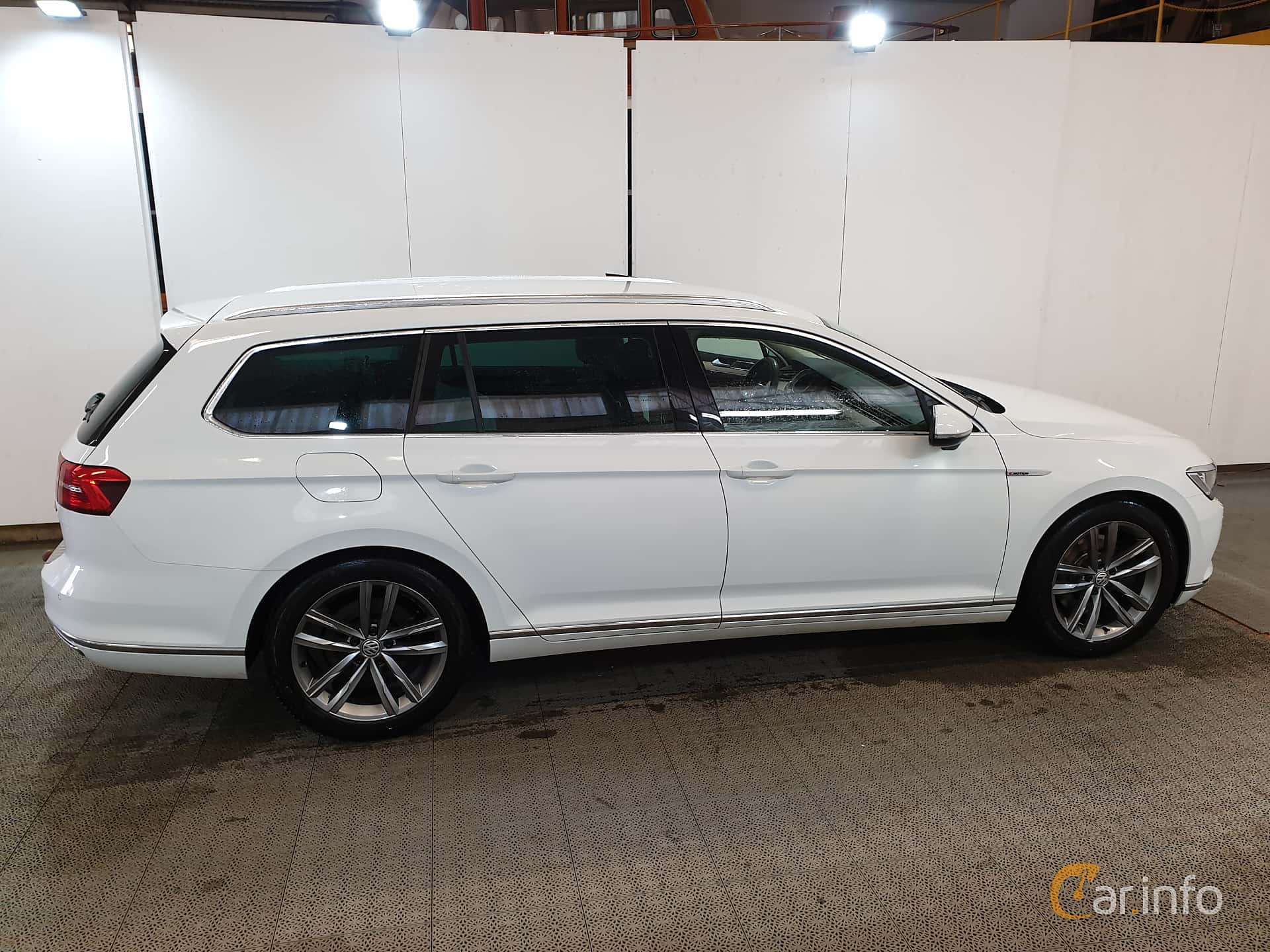 Volkswagen Passat Variant 2.0 TDI SCR BlueMotion 4Motion DSG Sequential, 240hp, 2016