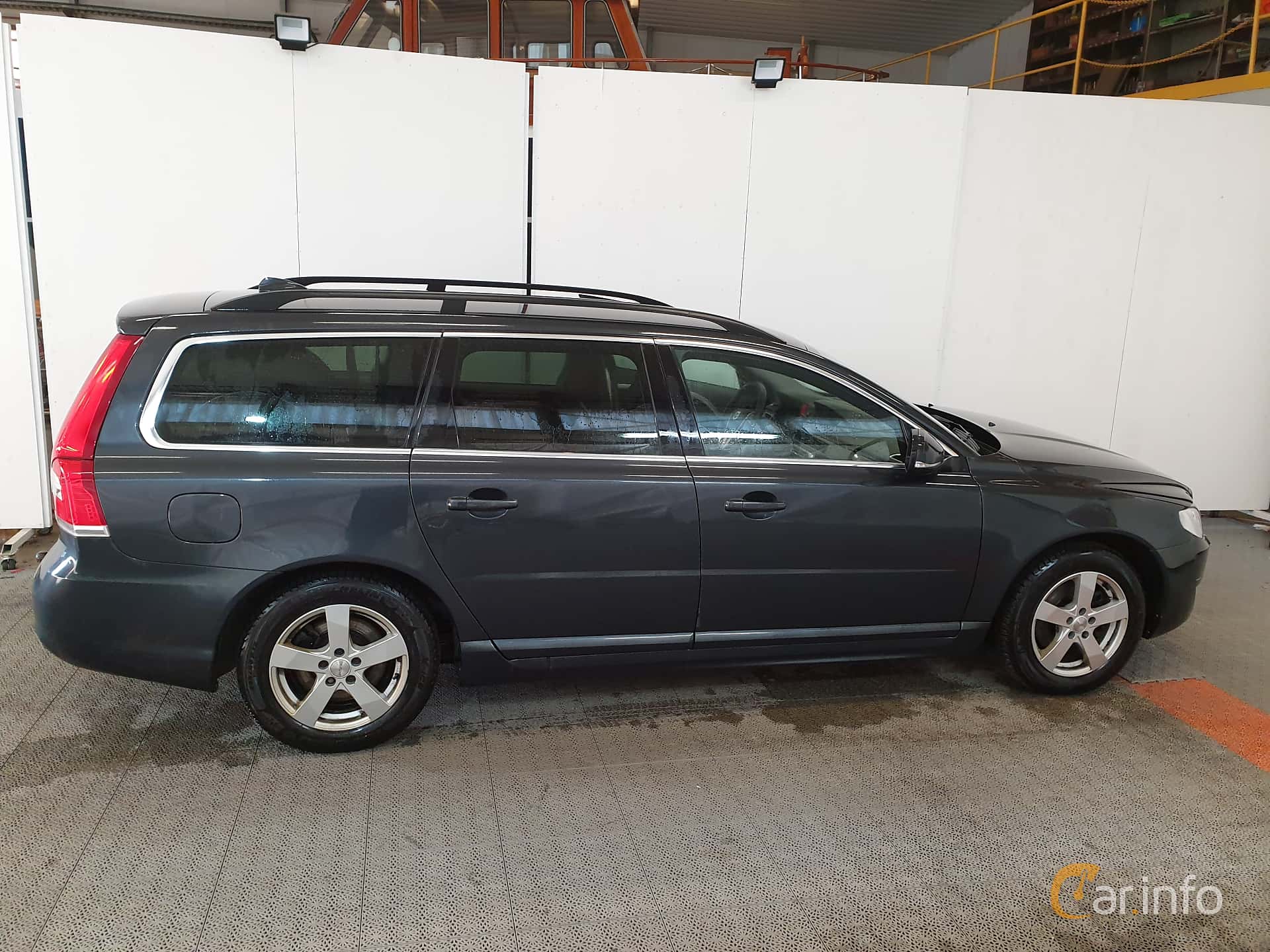 Volvo V70 T4 190hp, 2015