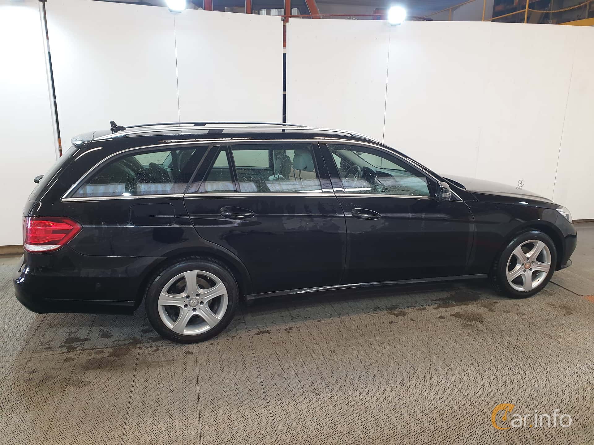 Mercedes-Benz E 220 T BlueTEC  9G-Tronic, 170hp, 2015