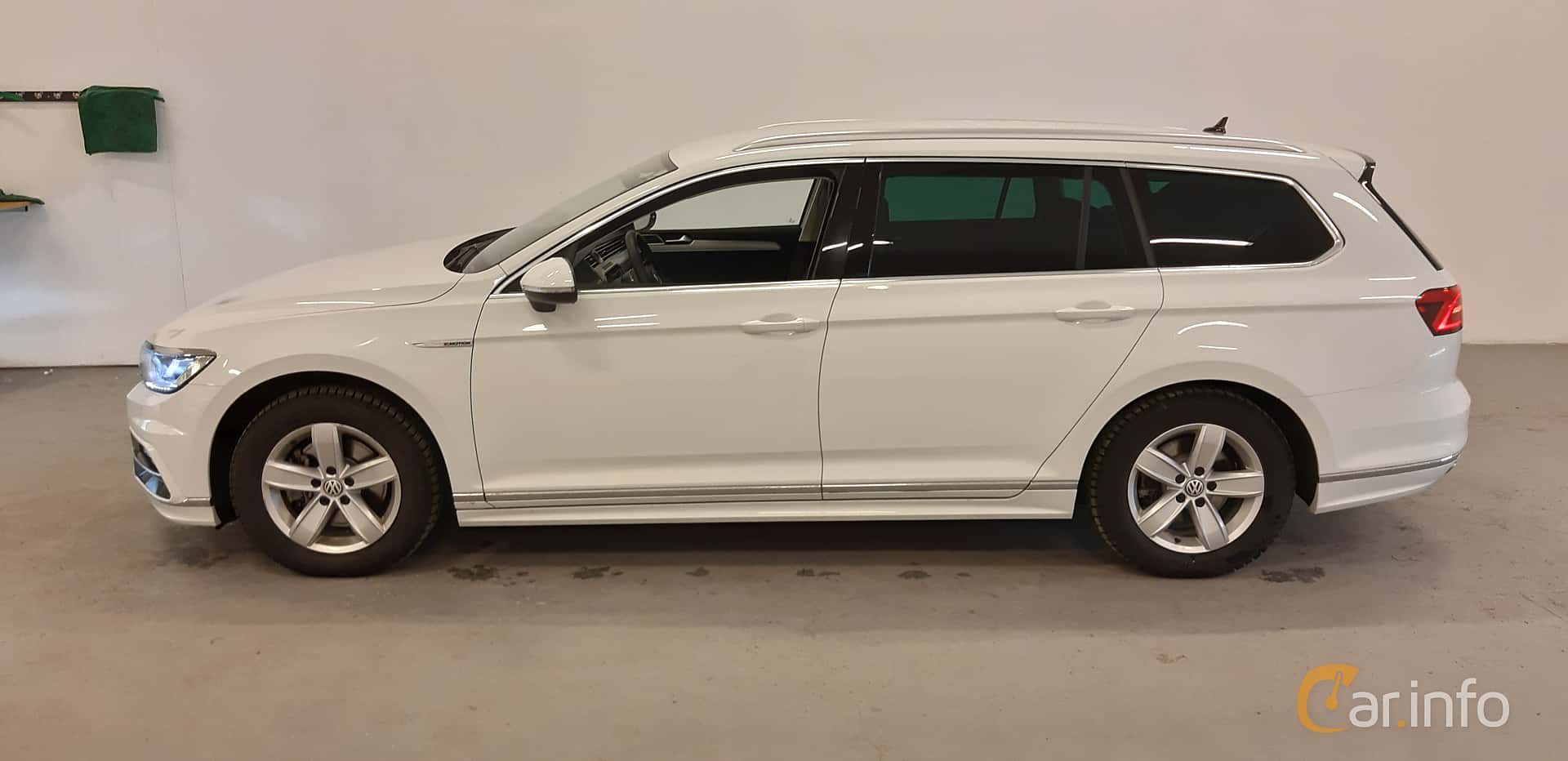 Volkswagen Passat Variant 2.0 TDI SCR BlueMotion 4Motion DSG Sequential, 190hp, 2019