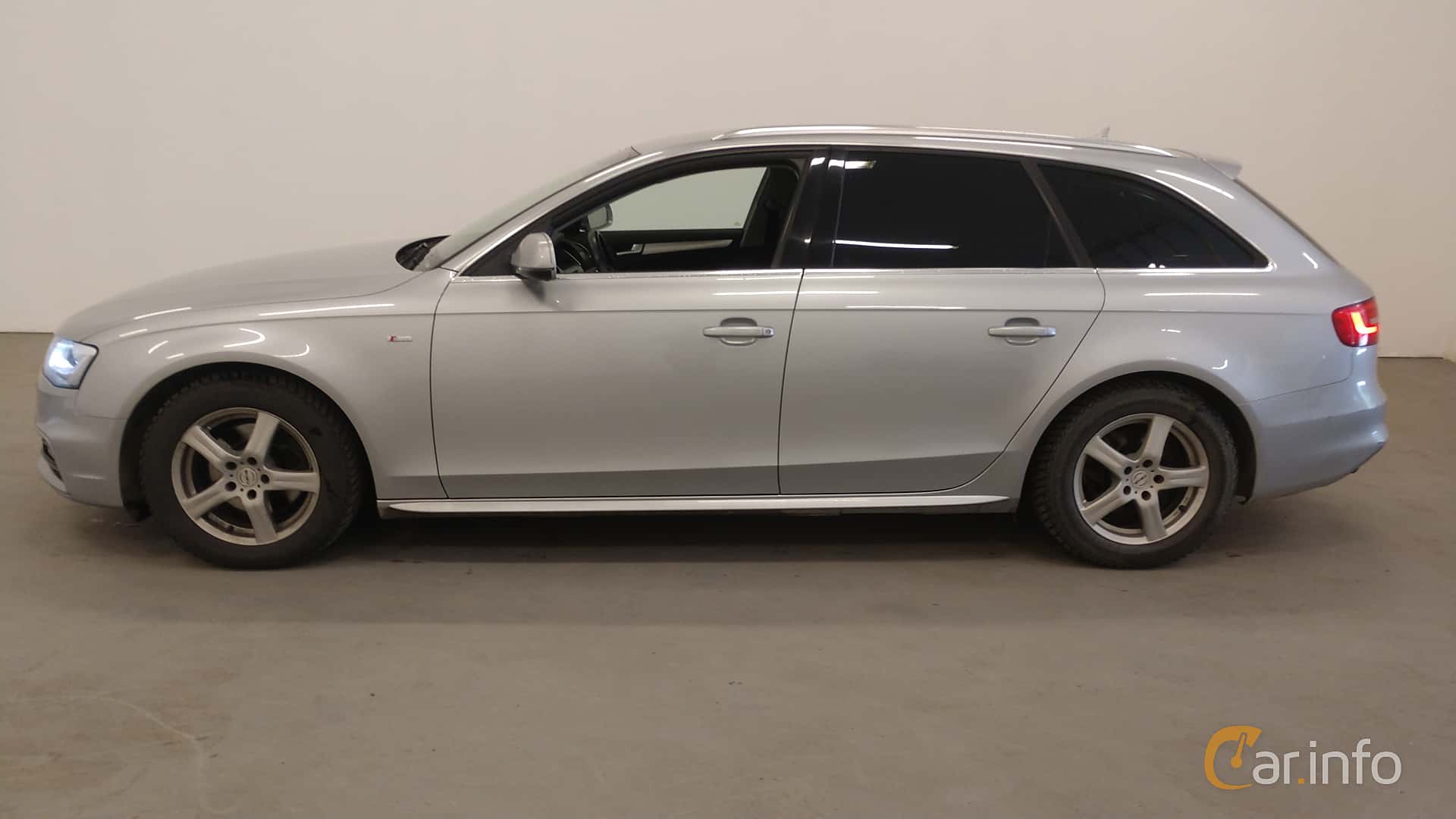 Audi A4 Avant 2.0 TDI clean diesel quattro  Manual, 190hp, 2015