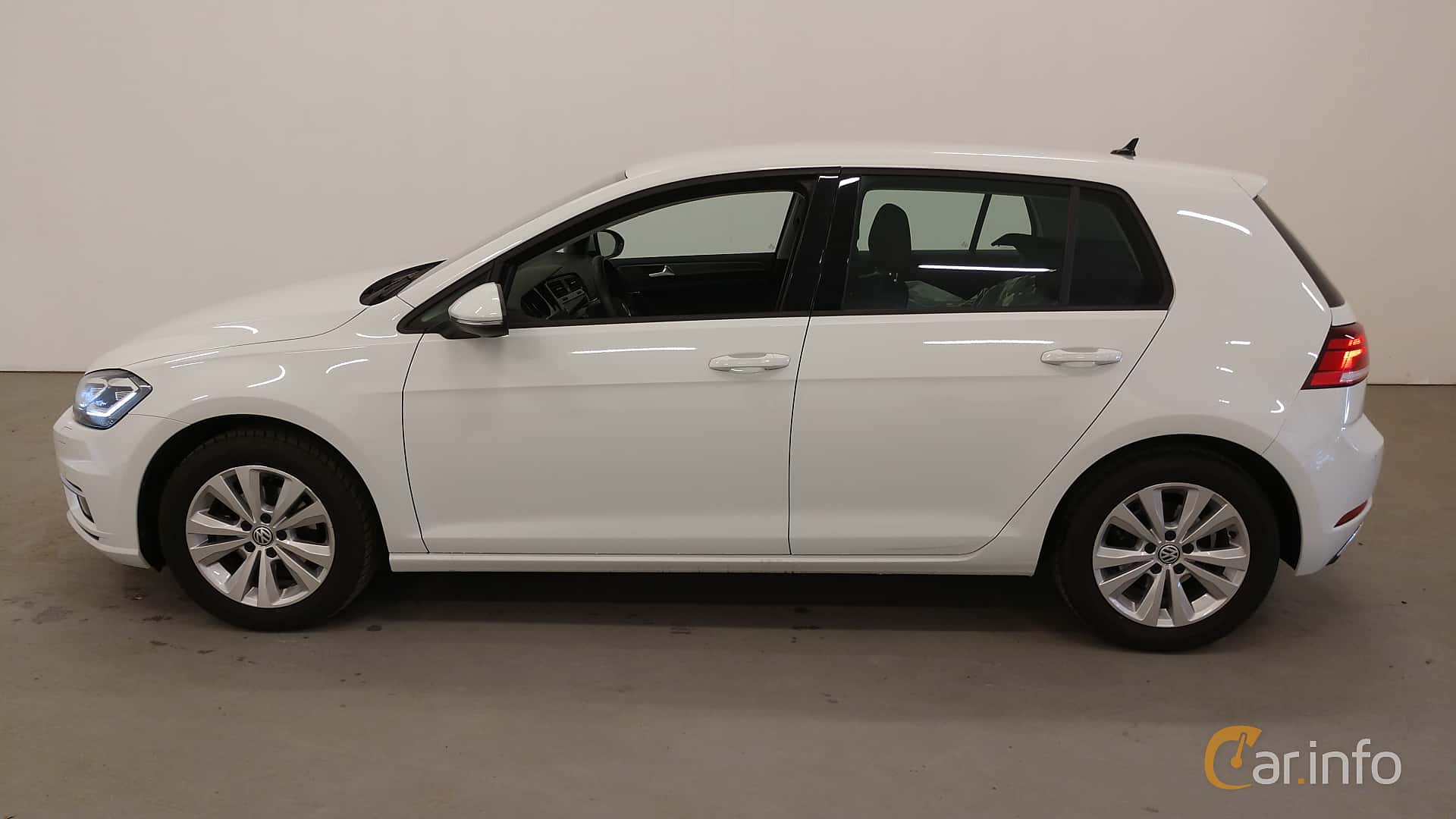 Volkswagen Golf 5-door 1.0 TSI BlueMotion Manual, 110hp, 2018