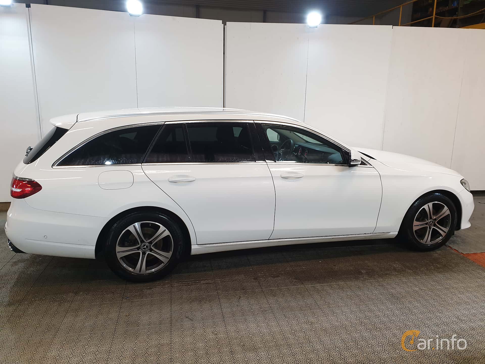 Mercedes-Benz E 200 T d  9G-Tronic, 150hp, 2018