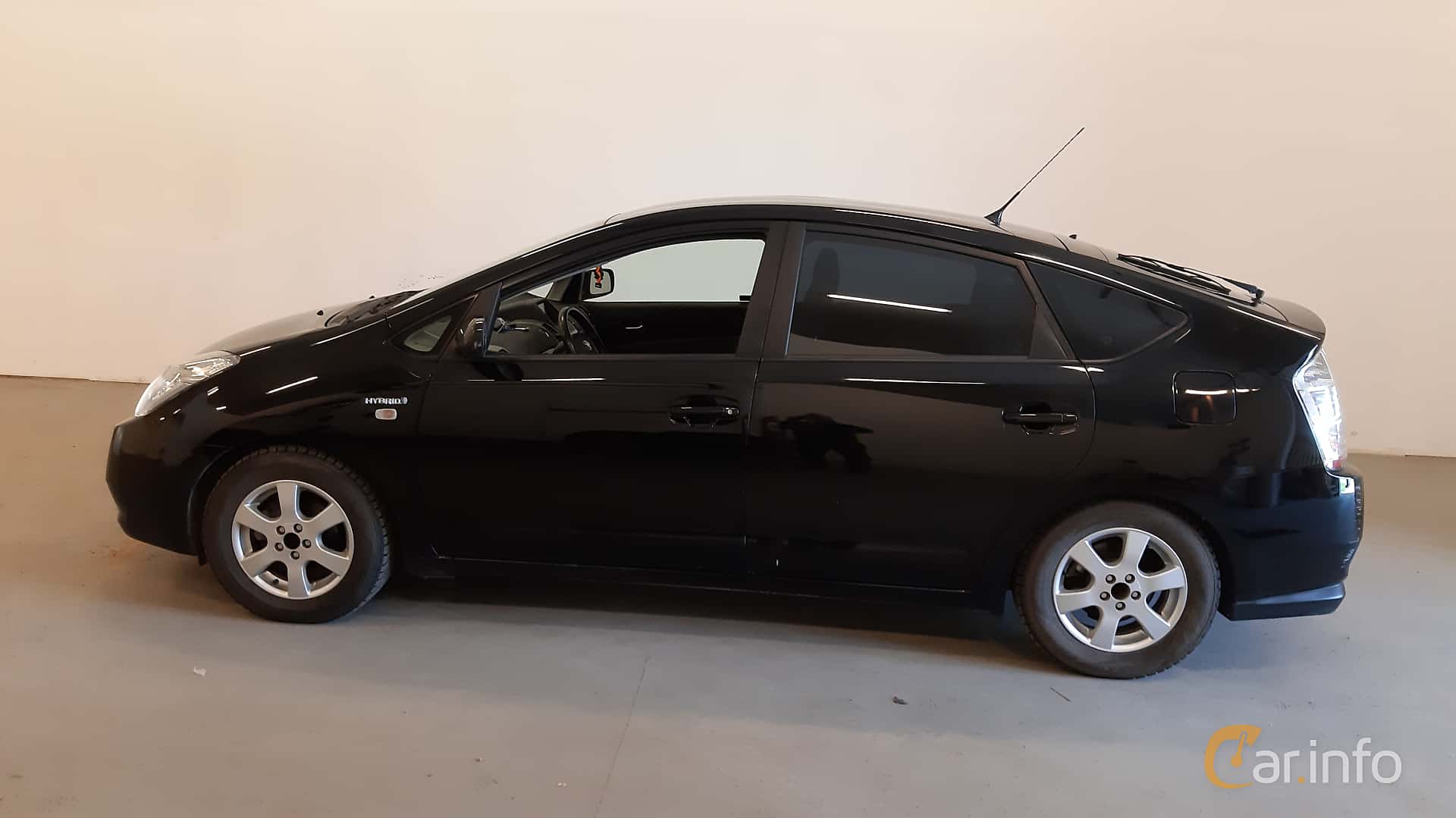 Toyota Prius 1.5 VVT-i + 3CM CVT, 112hp, 2005