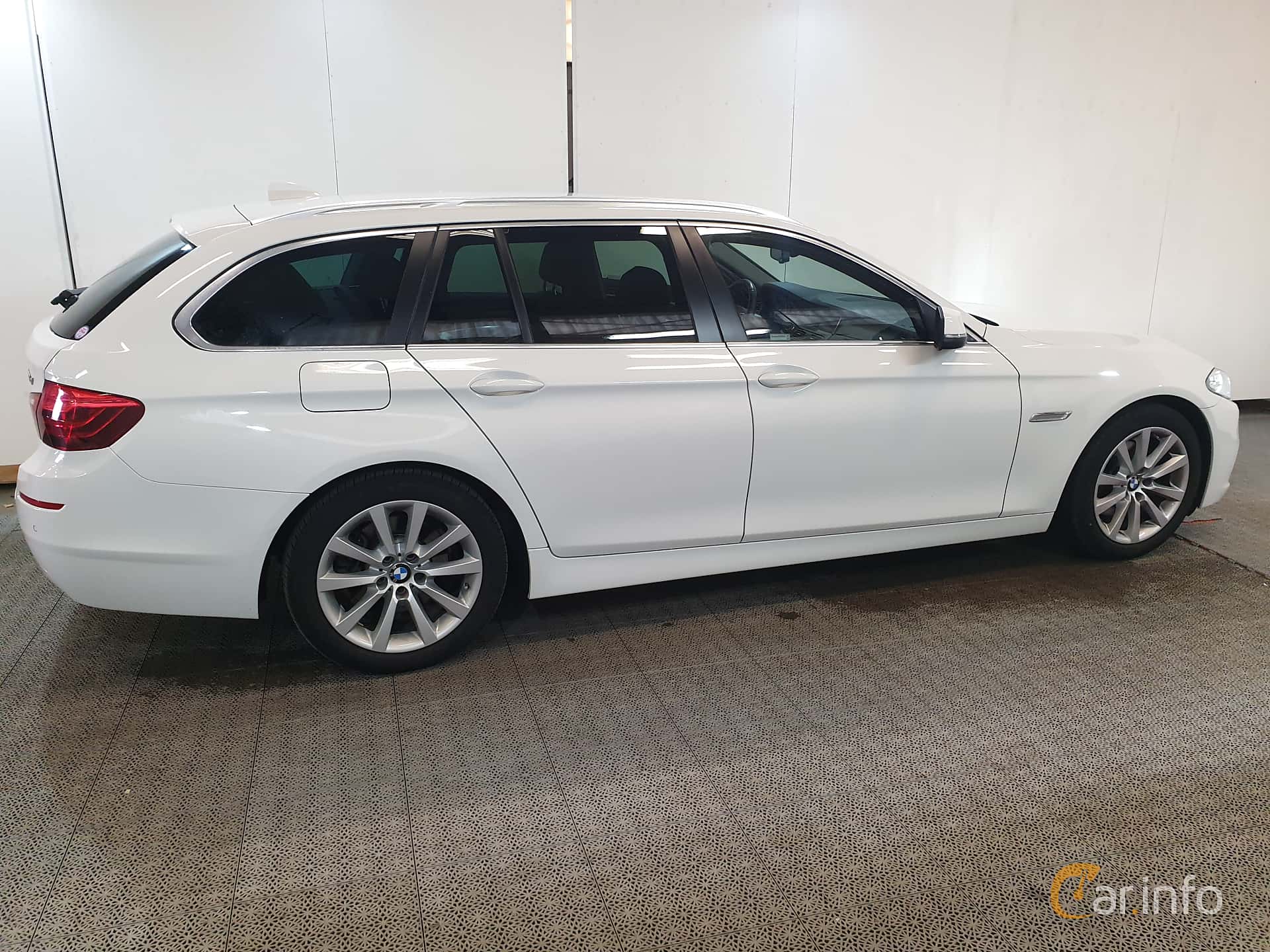 BMW 520d Touring  Steptronic, 190hp, 2017