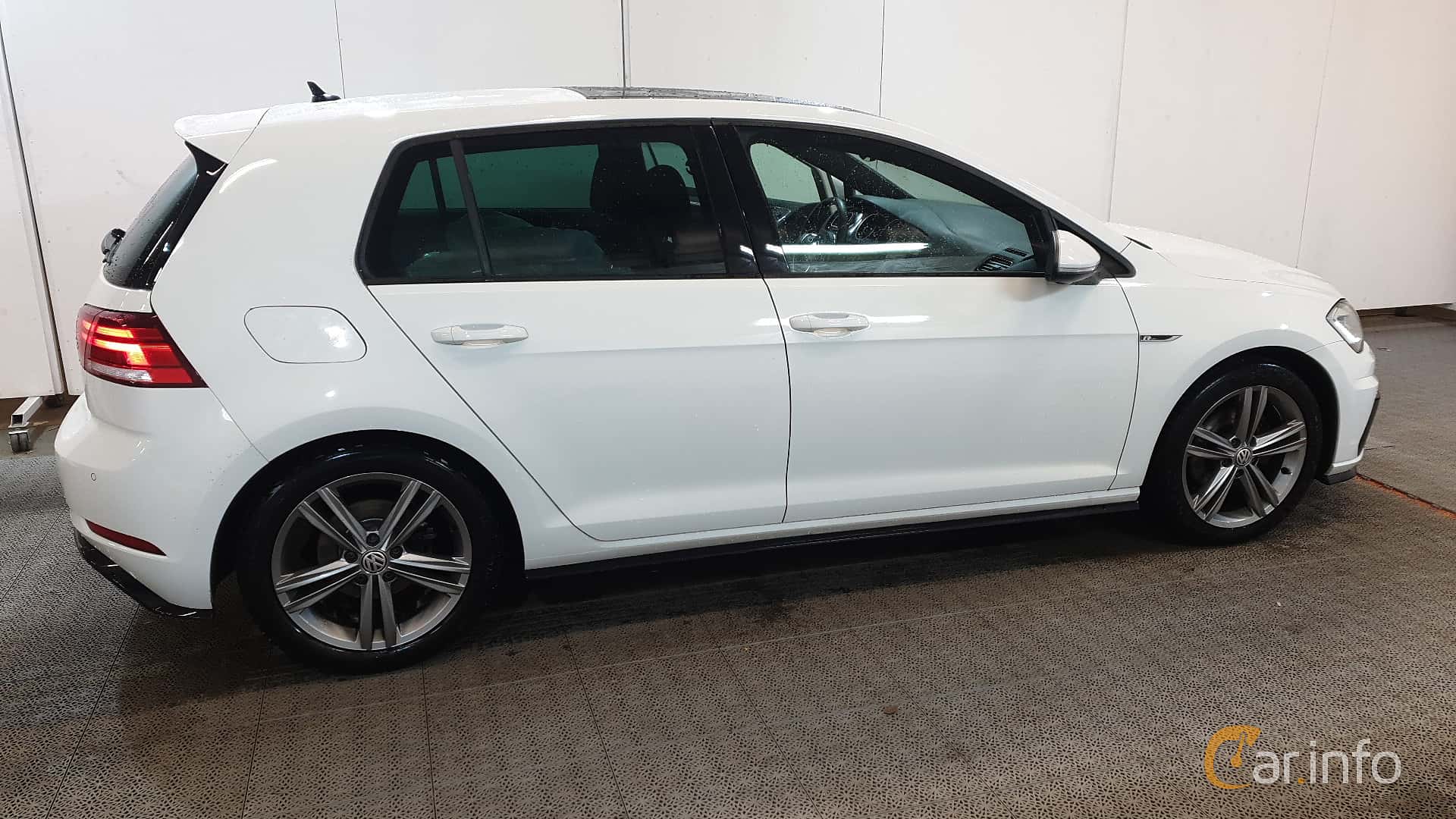 Volkswagen Golf 5-door 2.0 TDI BlueMotion Manual, 150hp, 2020