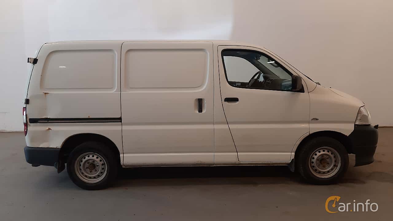 Toyota HiAce Van 2.5 Manual, 117hp, 2007