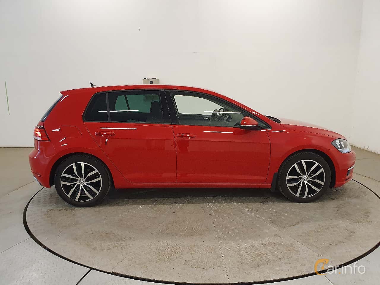 Volkswagen Golf 5-door 1.0 TSI DSG Sequential, 115hp, 2020