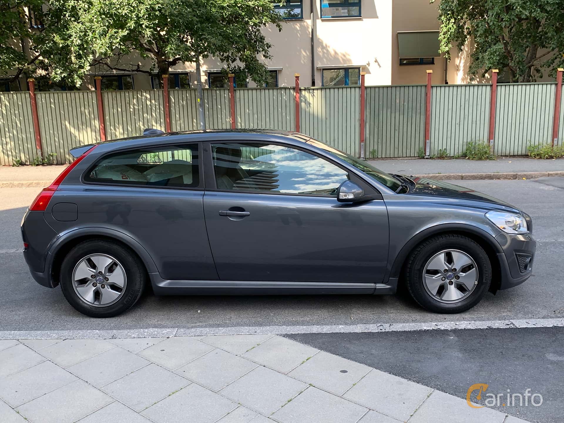 Volvo C30 1.6D DRIVe Manual, 109hp, 2011