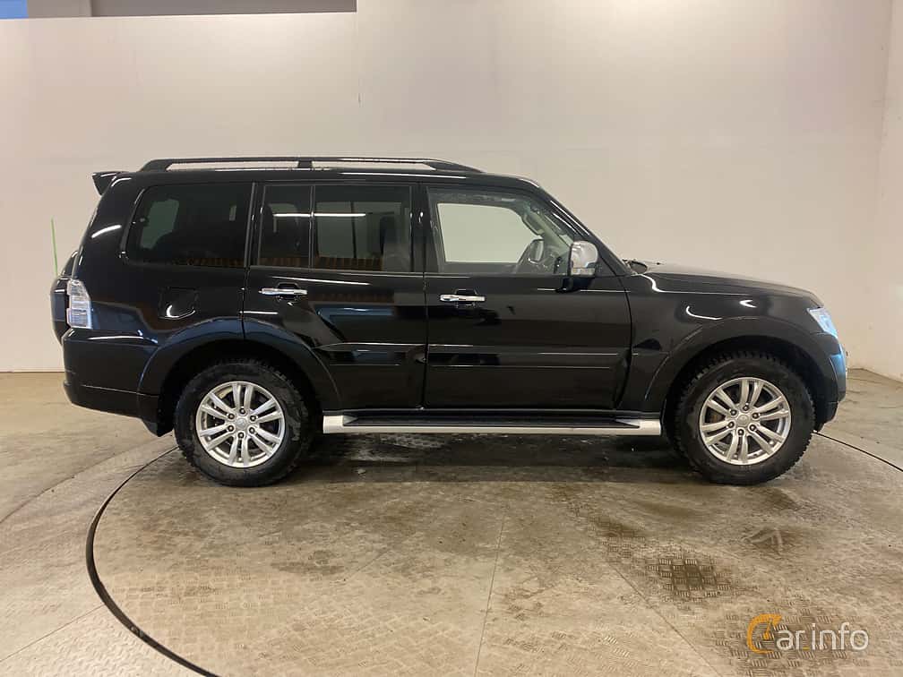 Mitsubishi Pajero 5-door 3.2 Di-D 4WD Automatic, 190hp, 2017