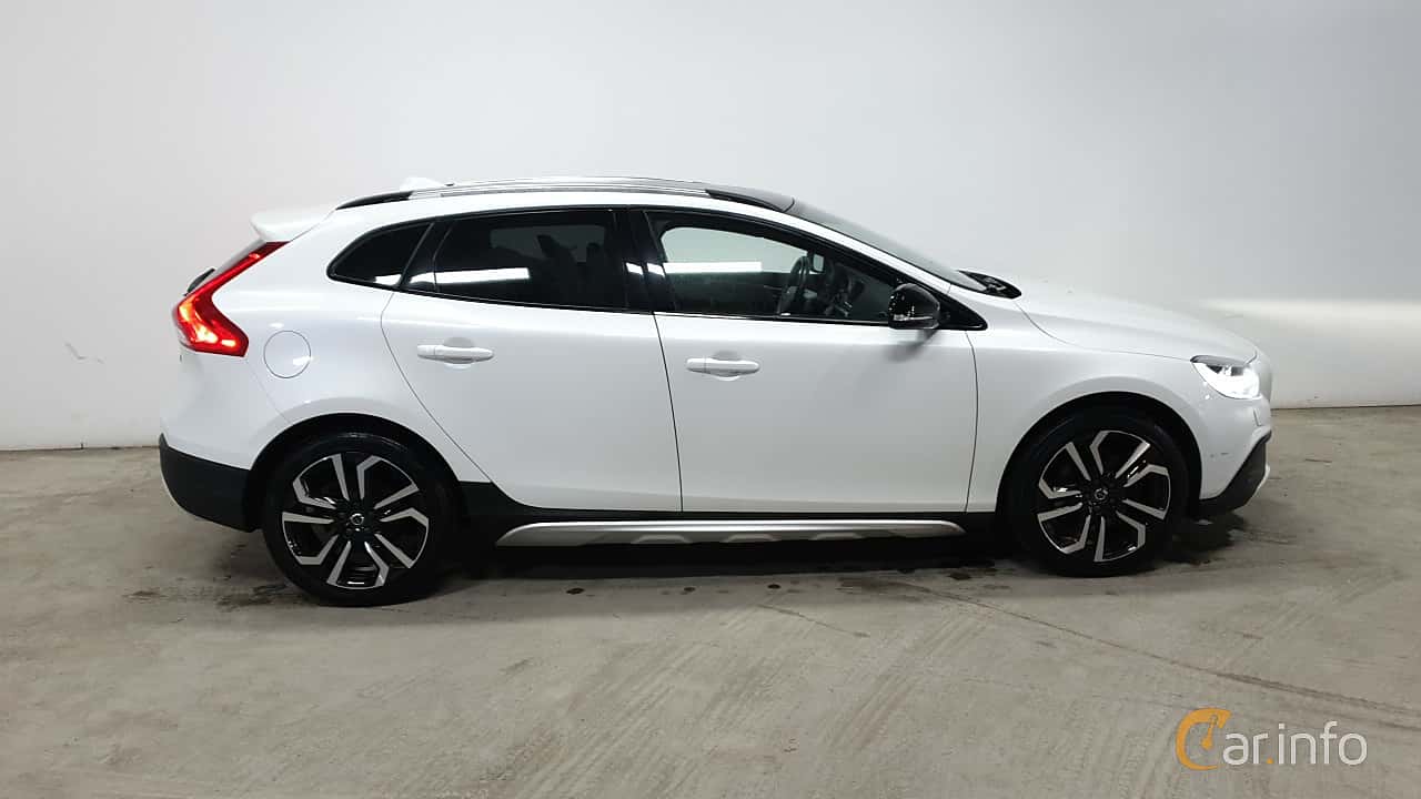 Volvo V40 Cross Country D4 Manual, 190hp, 2017