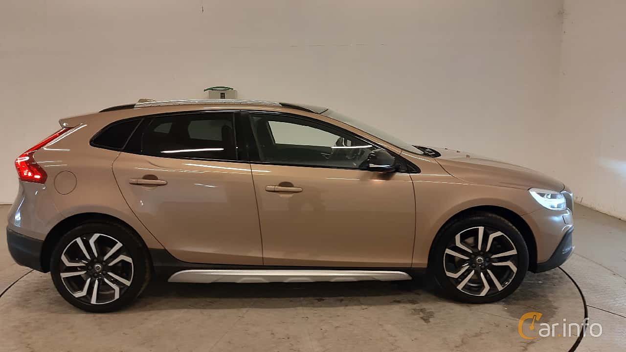 Volvo V40 Cross Country D2 Manual, 120hp, 2017