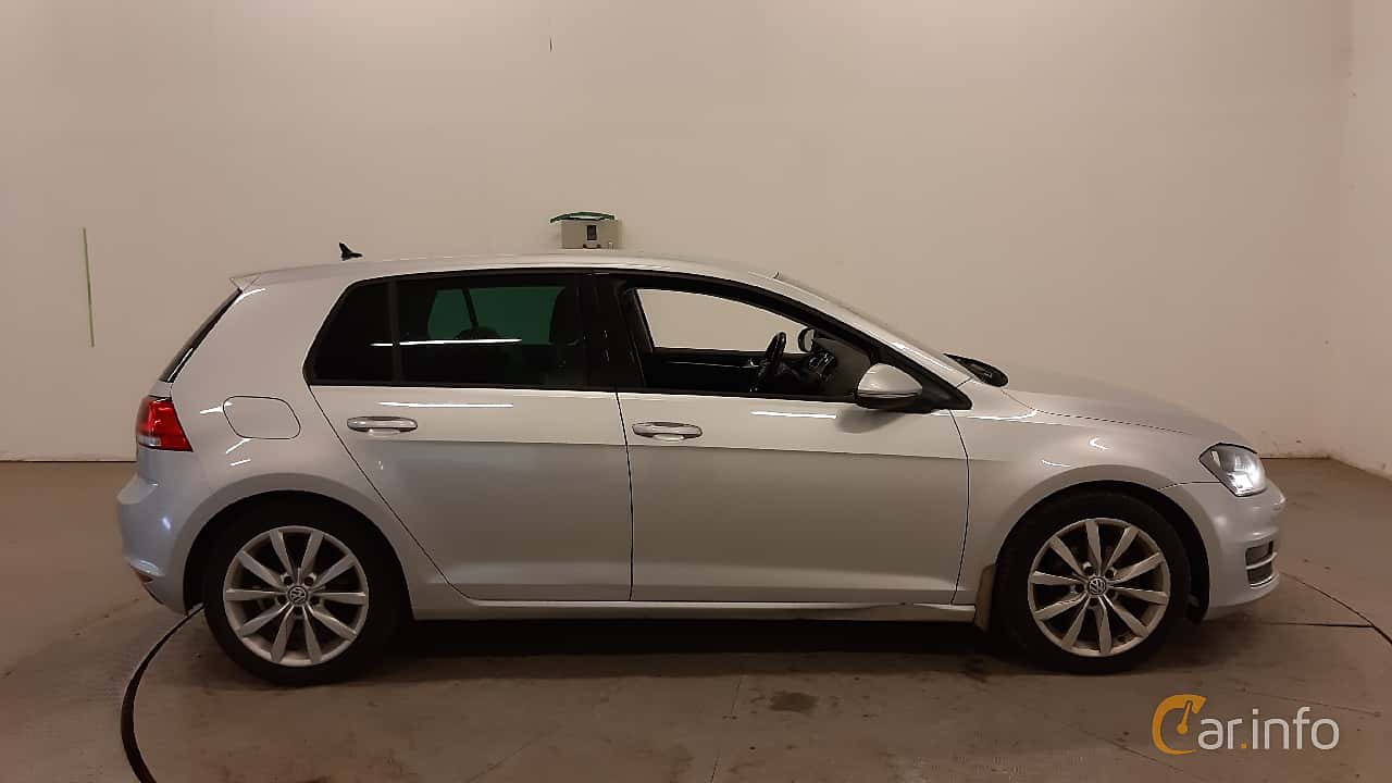 Volkswagen Golf 5-door 2.0 TDI BlueMotion Manual, 150hp, 2016