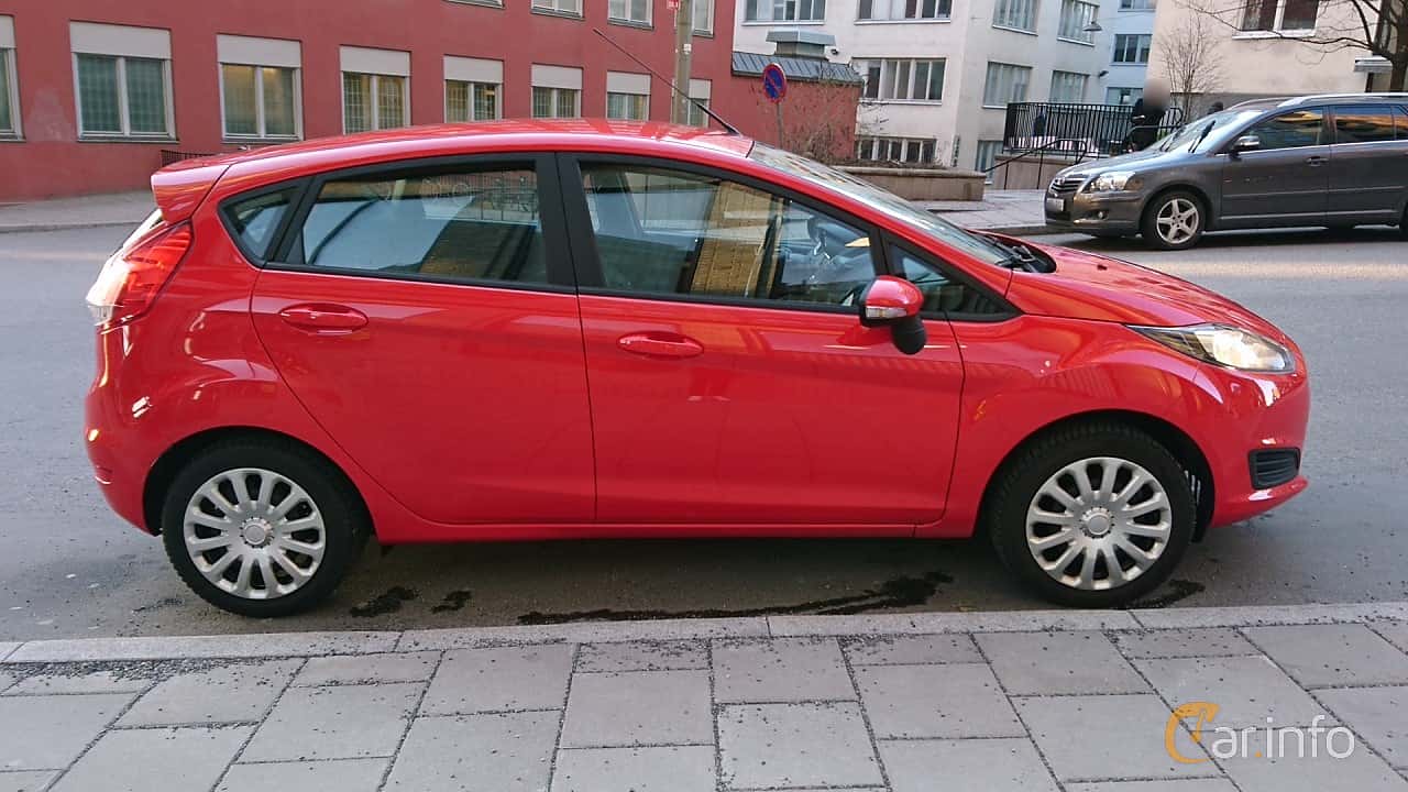 Ford Fiesta 5-door 1.25 Manual, 82hp, 2017