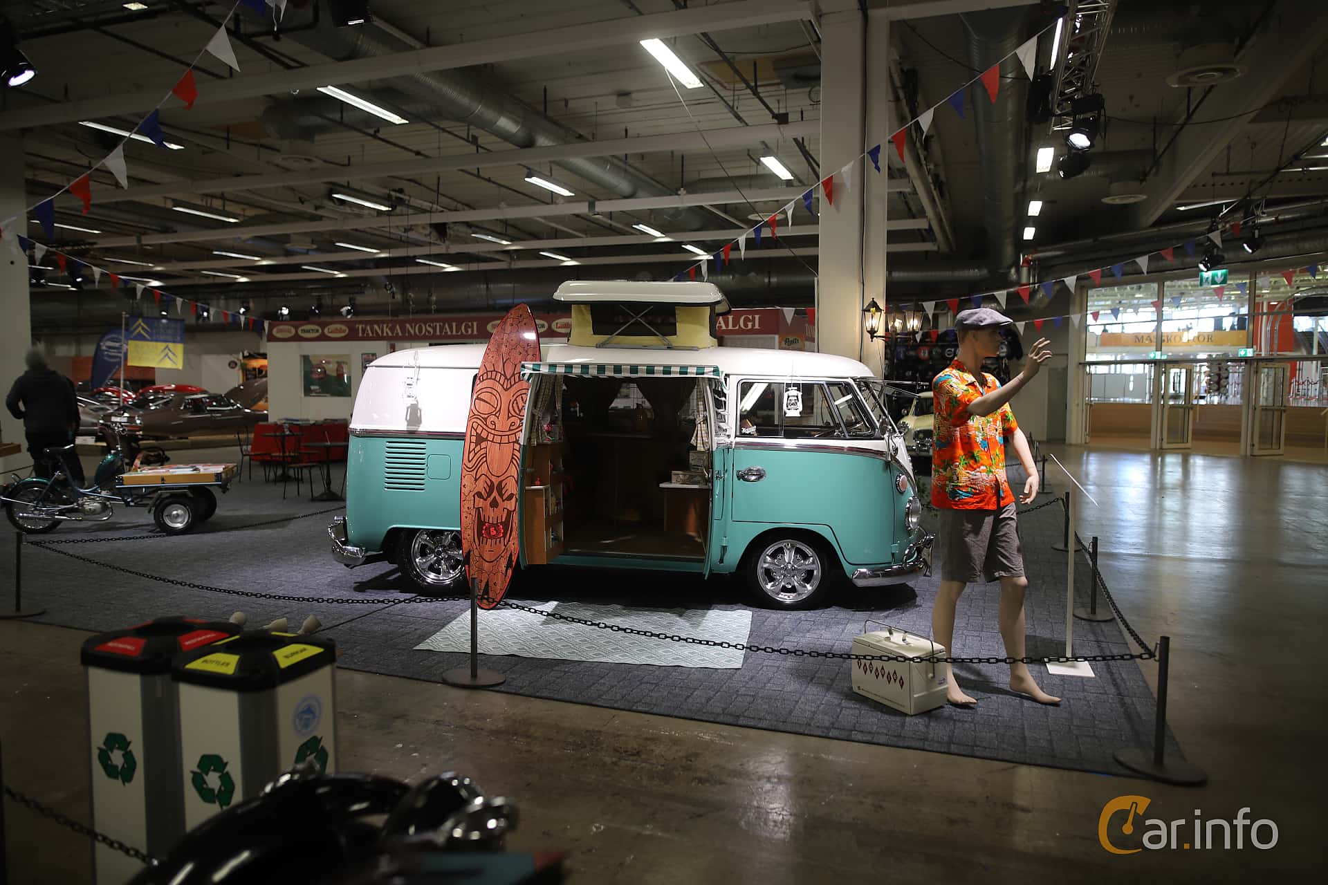 Volkswagen Transporter 1500 Minibus Manual, 4-speed