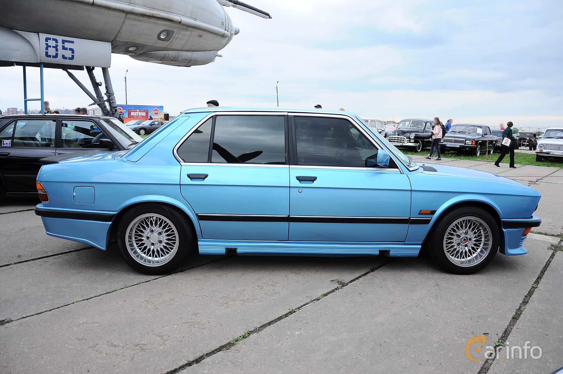 BMW 520i  Automatic, 125hp, 1983