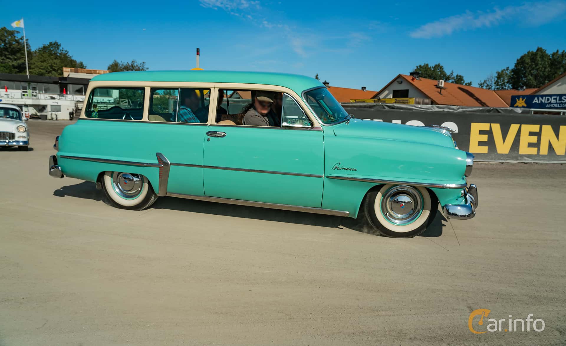 Plymouth Plaza 2-door Station Wagon 3.8 Manual, 111hp, 1954