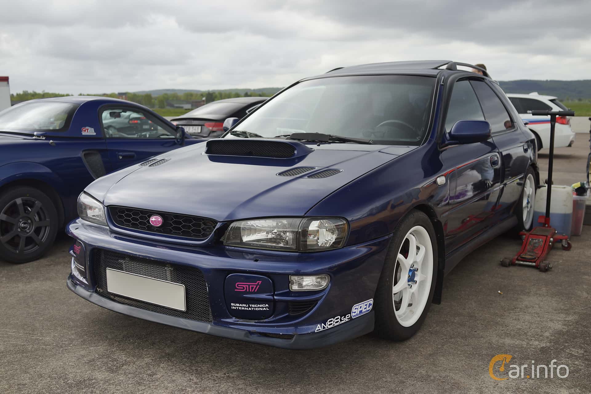 Subaru Impreza Kombi WRX 2.0 4WD Manual, 211hp, 2000