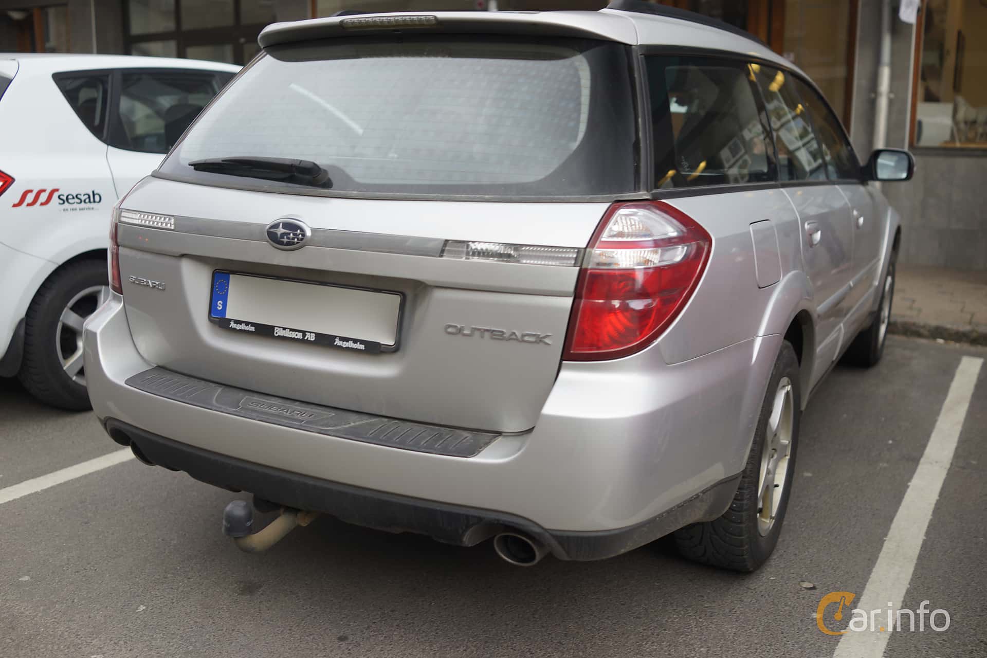 Subaru Outback 3.0 4WD Automatic, 245hp, 2004