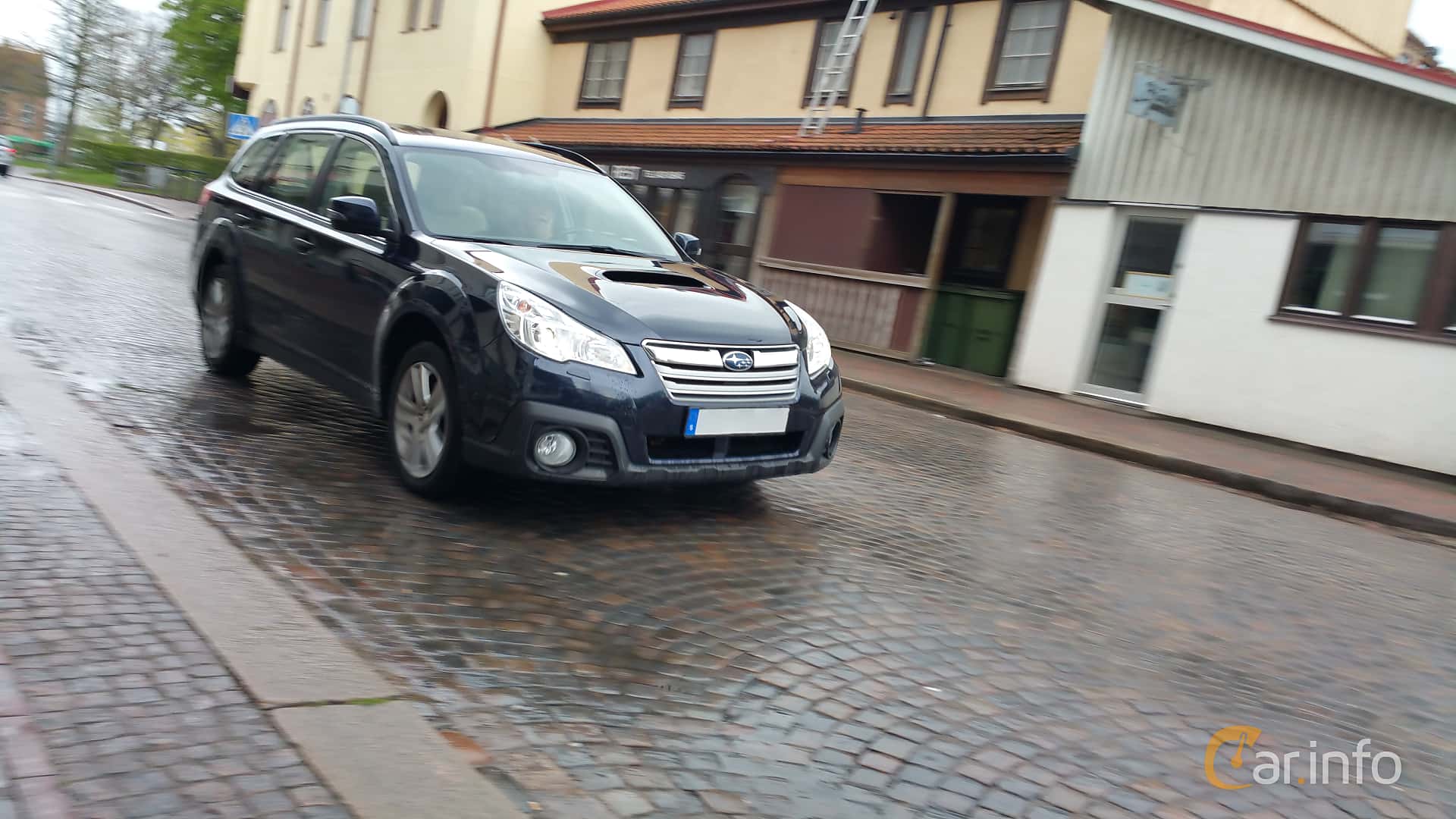 Subaru Outback 2.0 4WD Lineartronic, 150hp, 2013